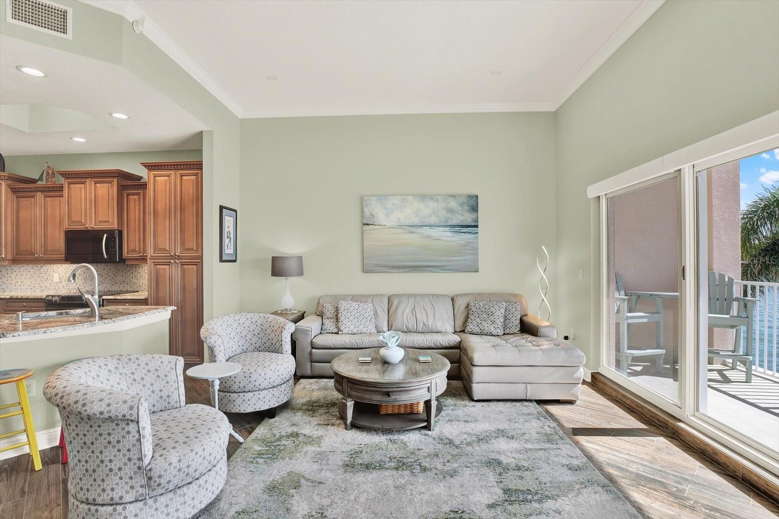 Image 6 of 53 For 205 Brightwater Drive 101