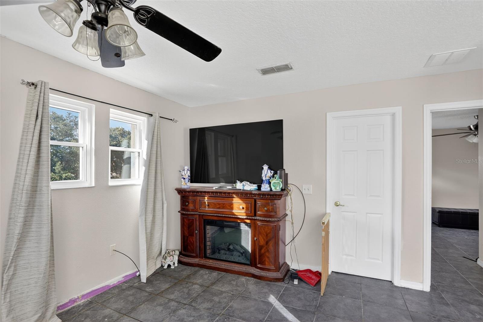 Image 15 of 46 For 306 Rona Lane