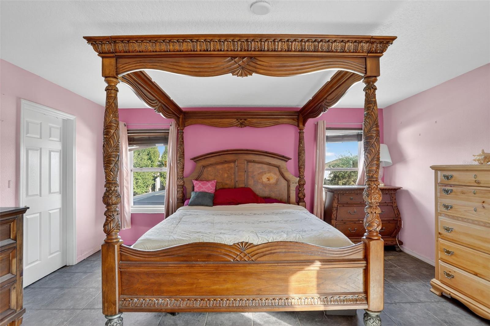 Image 25 of 46 For 306 Rona Lane