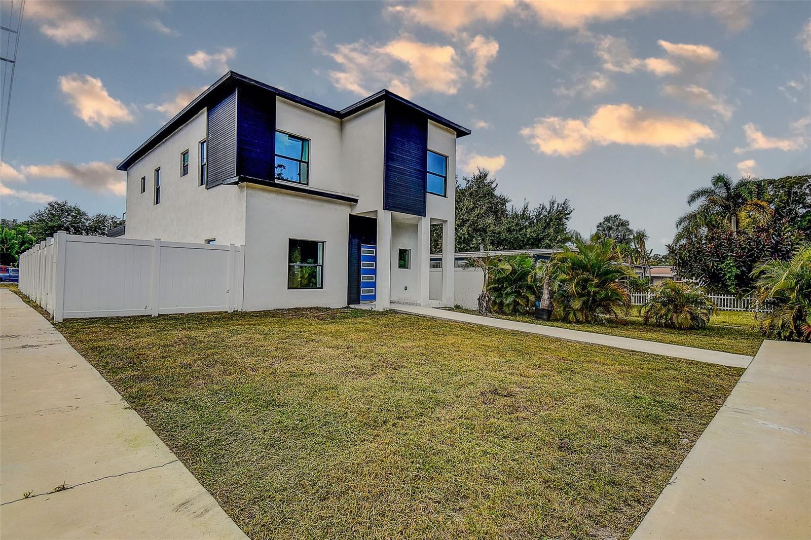 Image 2 of 49 For 5200 7th Avenue N