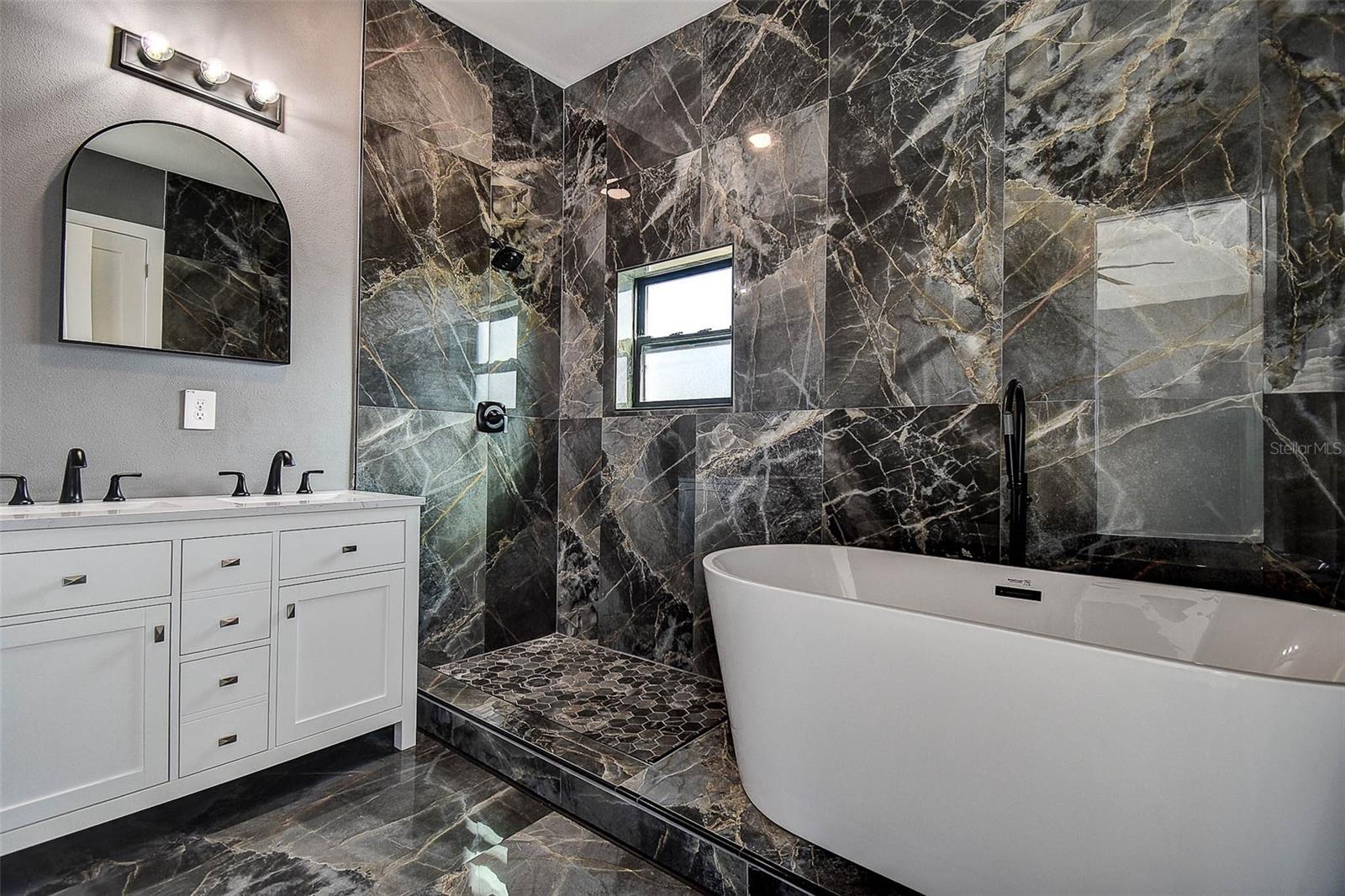 Image 24 of 49 For 5200 7th Avenue N