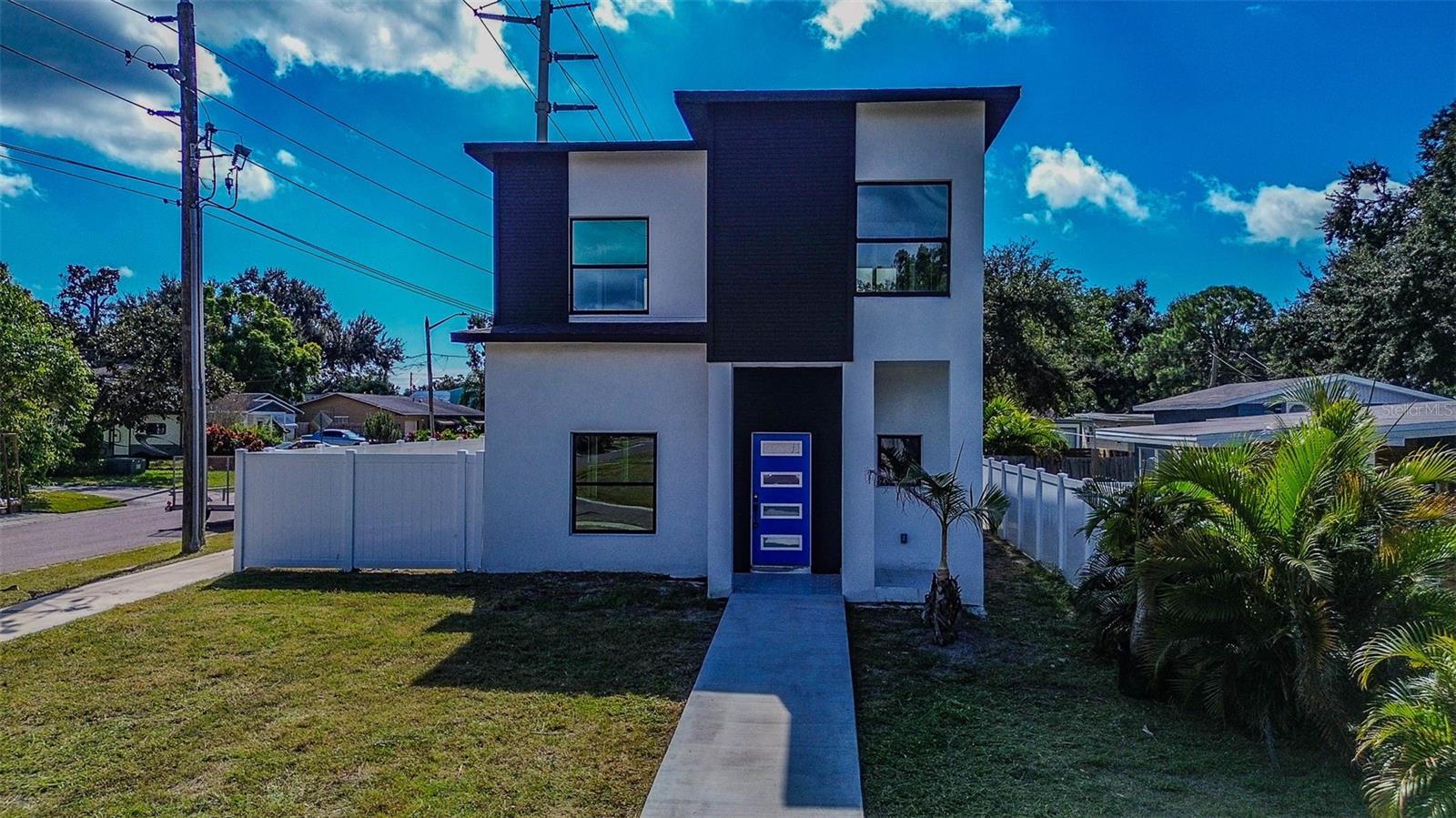 Image 4 of 49 For 5200 7th Avenue N