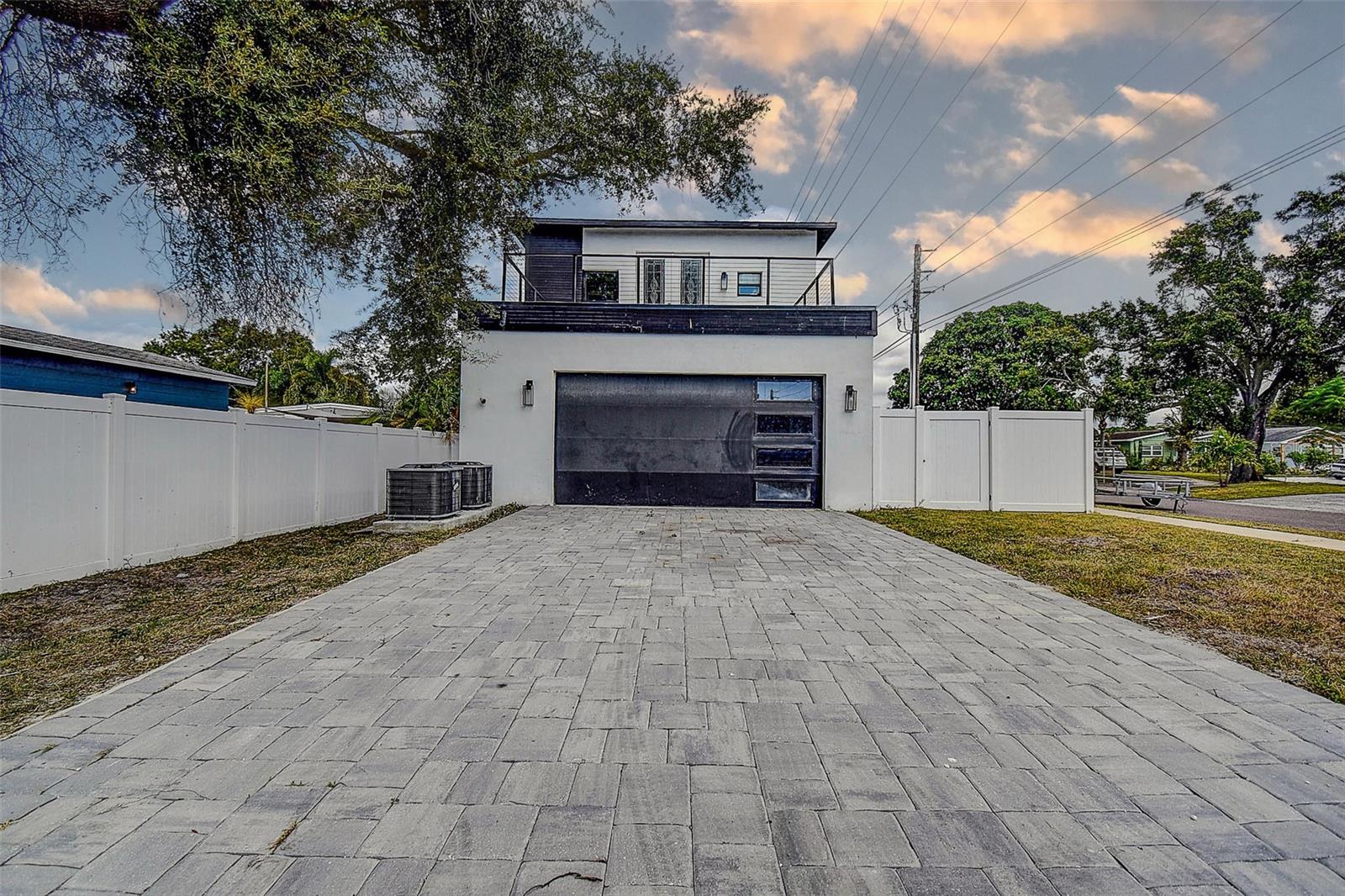 Image 42 of 49 For 5200 7th Avenue N