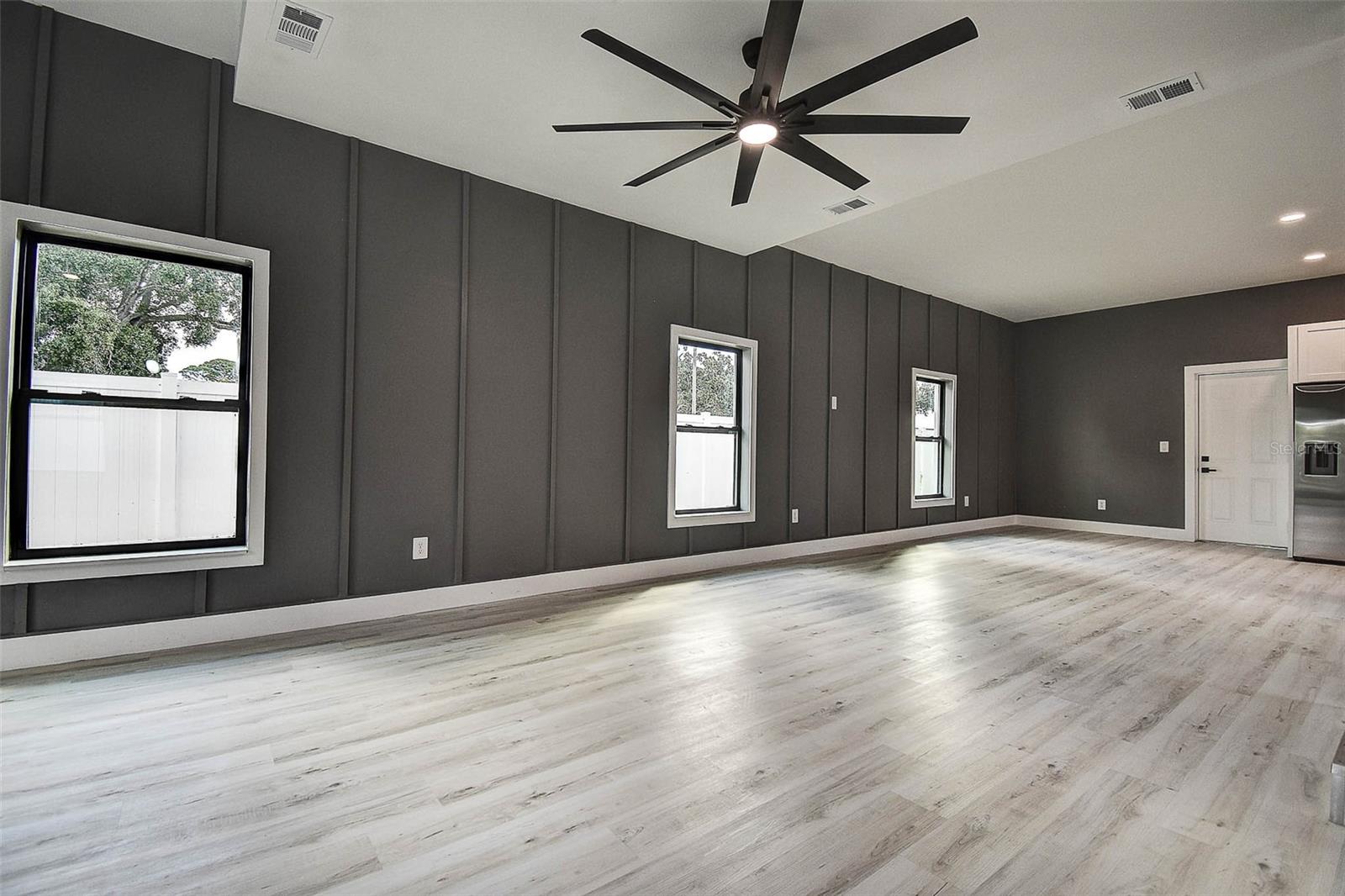 Image 9 of 49 For 5200 7th Avenue N