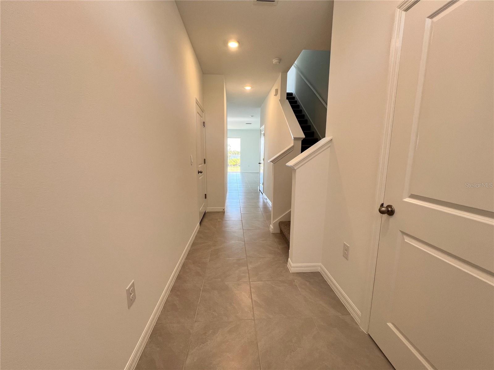 Image 3 of 36 For 110 Mangrove Shade Circle