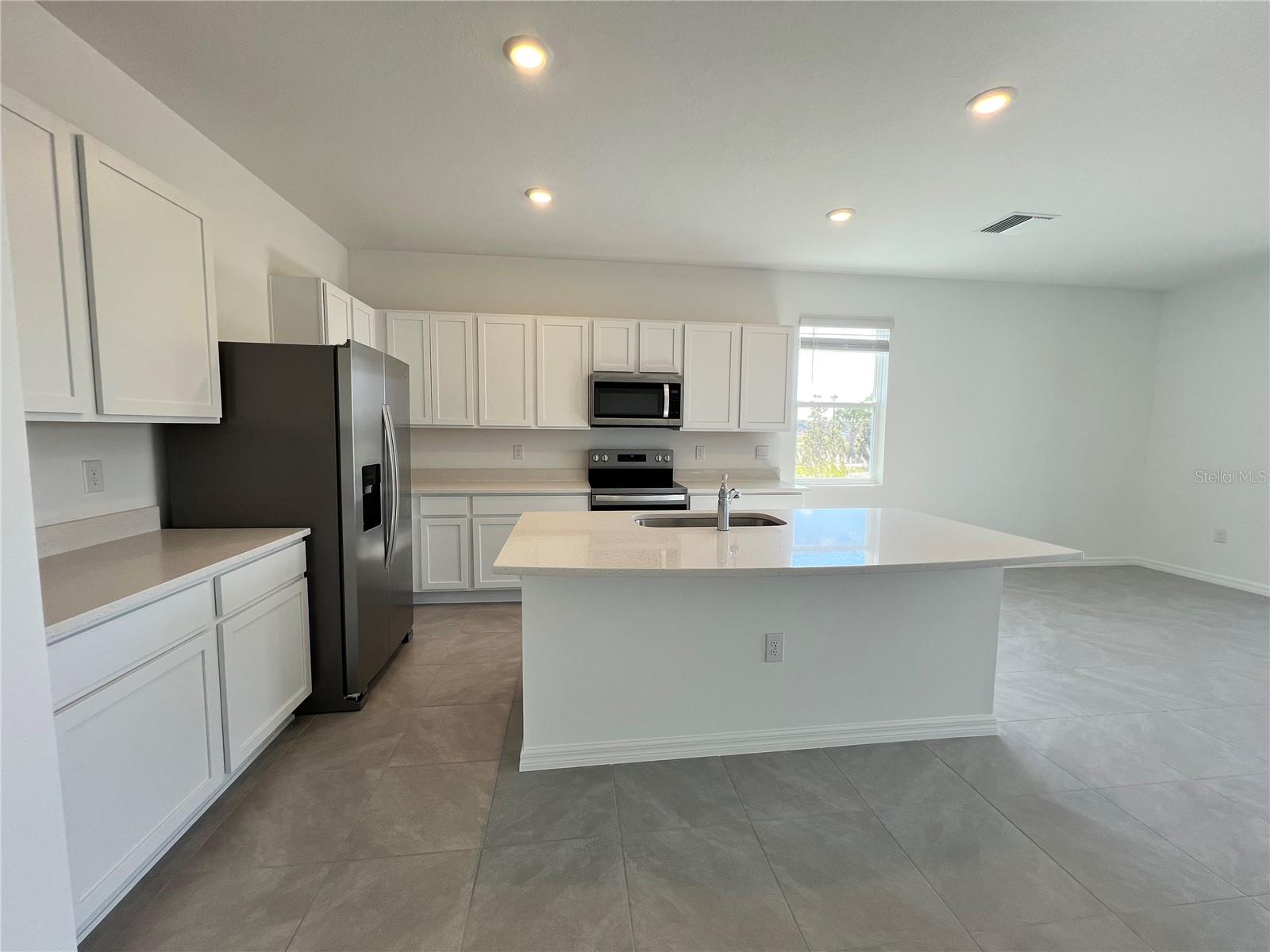 Image 5 of 36 For 110 Mangrove Shade Circle