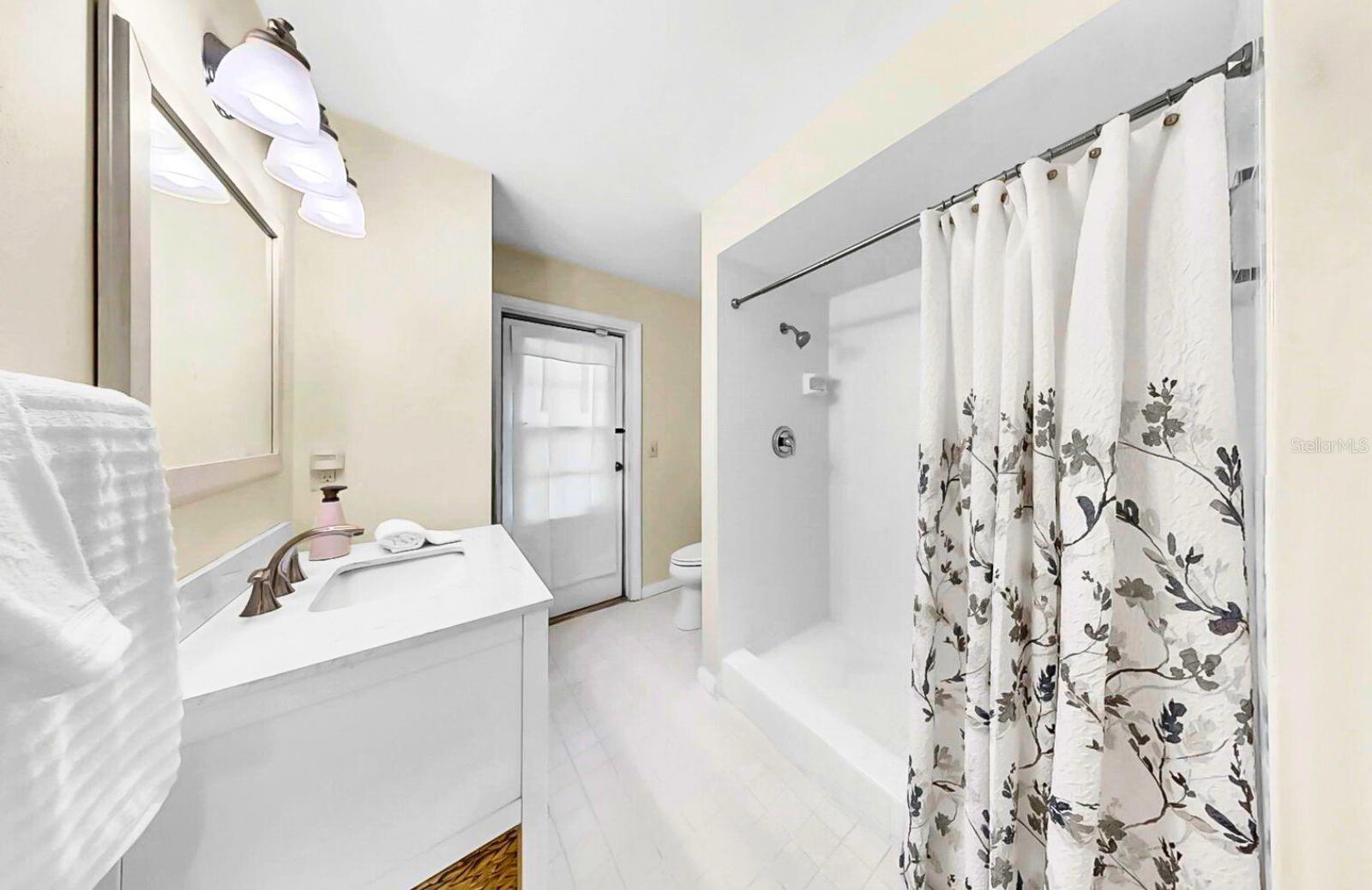 Image 19 of 27 For 3100 Cascade Drive