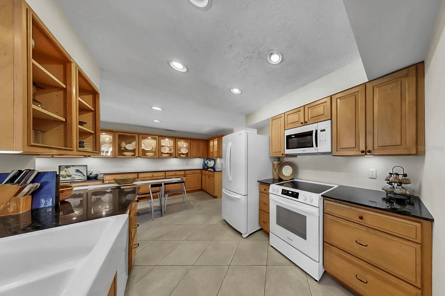 Image 6 of 27 For 3100 Cascade Drive