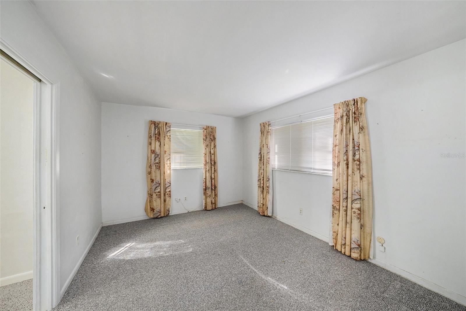 Image 18 of 32 For 1585 Peaceful Lane N