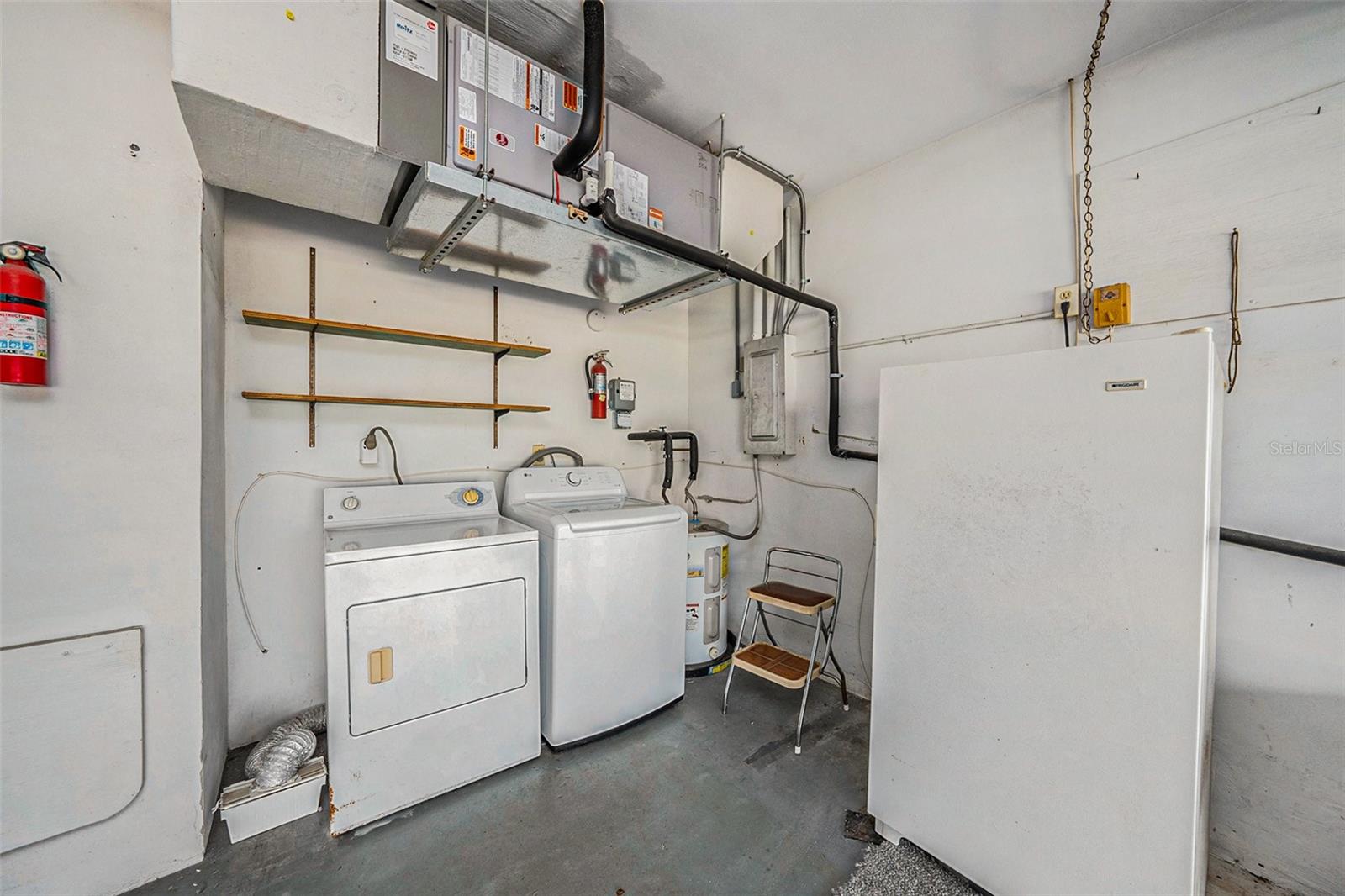 Image 27 of 32 For 1585 Peaceful Lane N