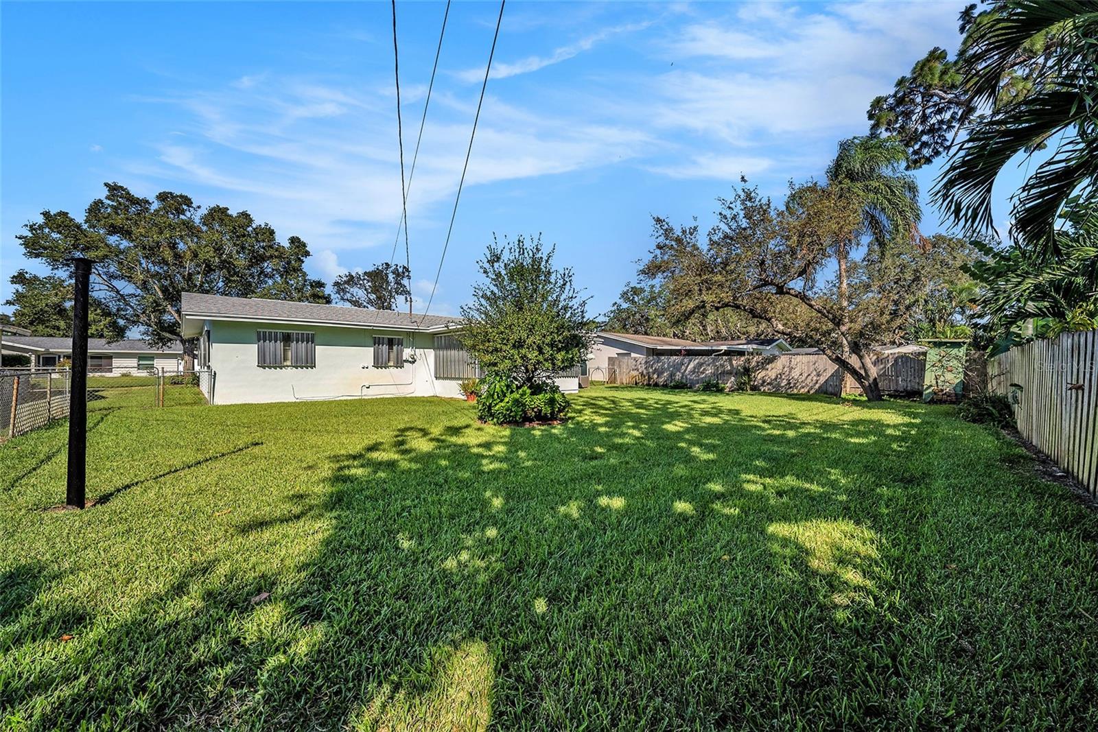 Image 30 of 32 For 1585 Peaceful Lane N