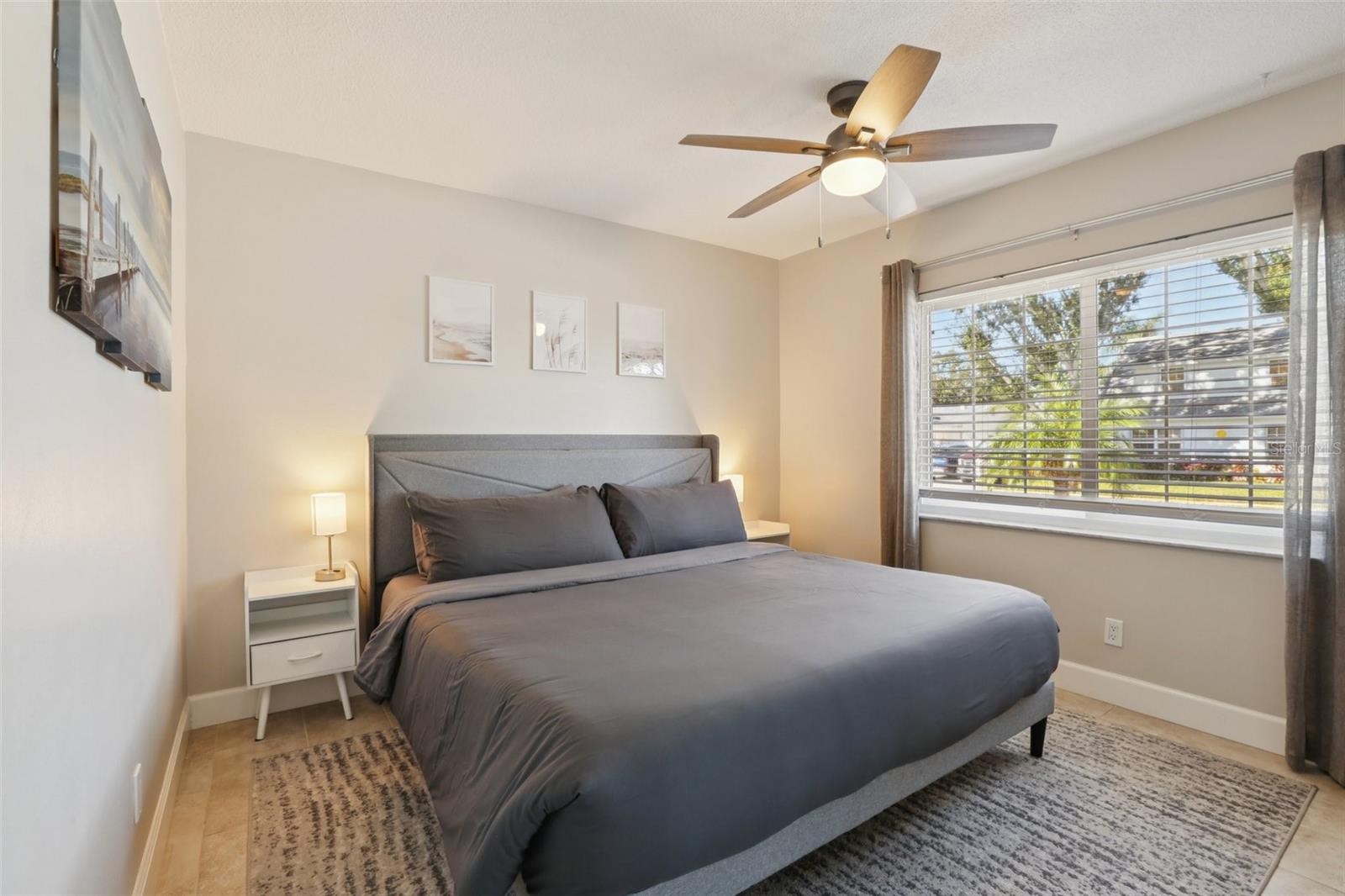 Image 12 of 30 For 12833 126th Terrace