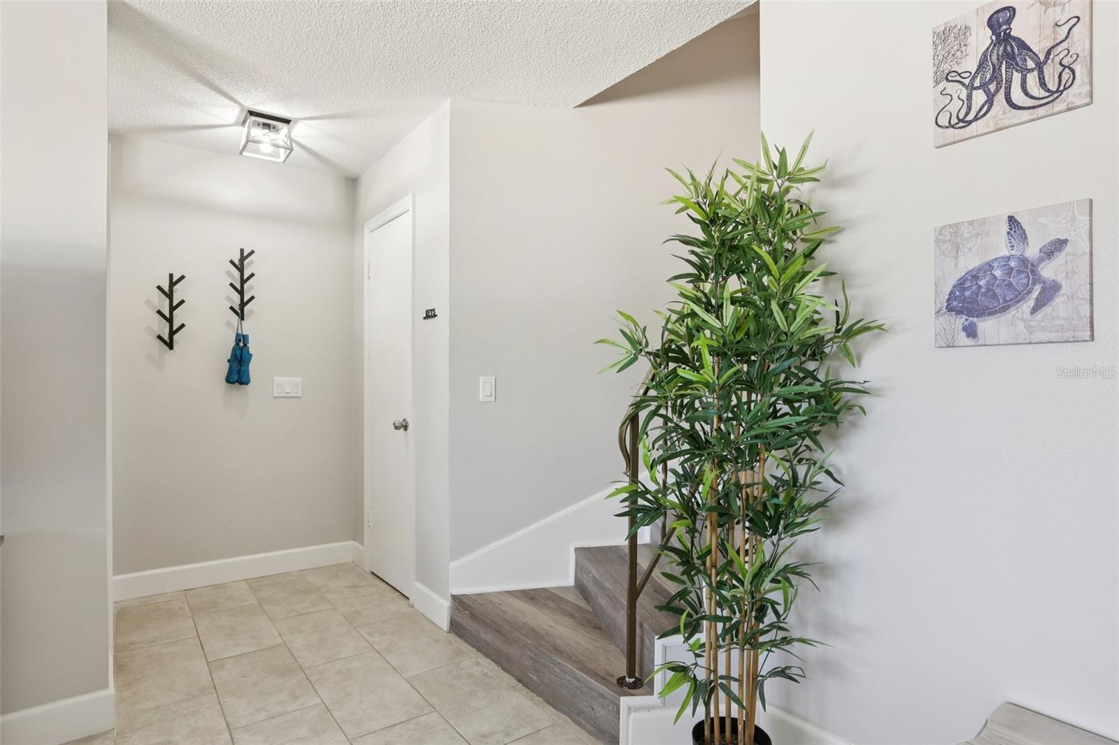 Image 3 of 30 For 12833 126th Terrace