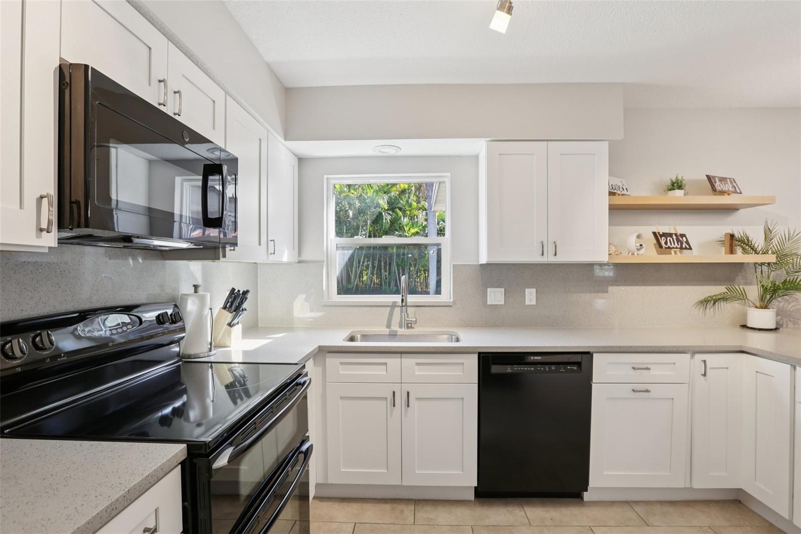 Image 8 of 30 For 12833 126th Terrace