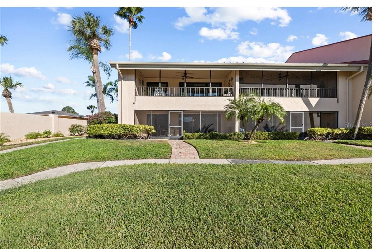 Image 34 of 48 For 4730 Brittany Drive S 36