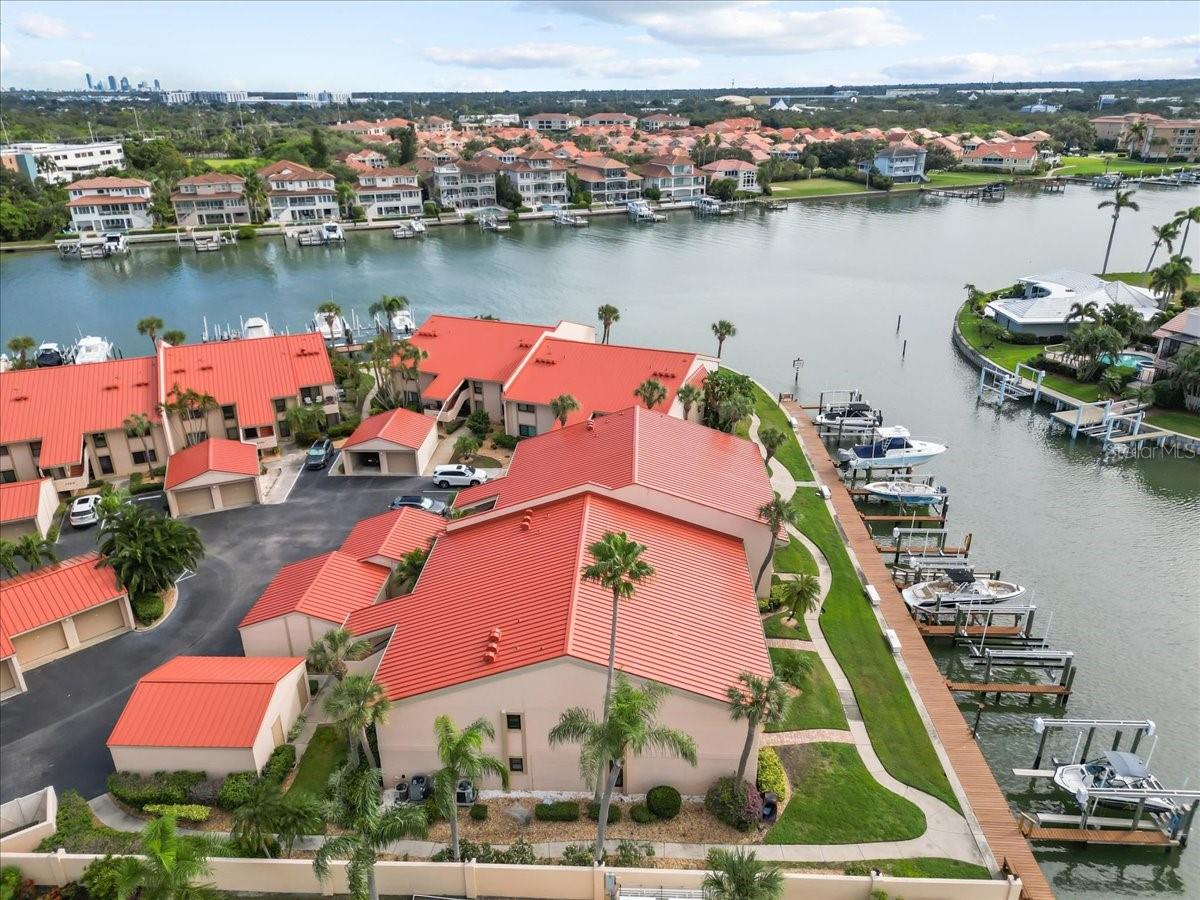 Image 37 of 48 For 4730 Brittany Drive S 36