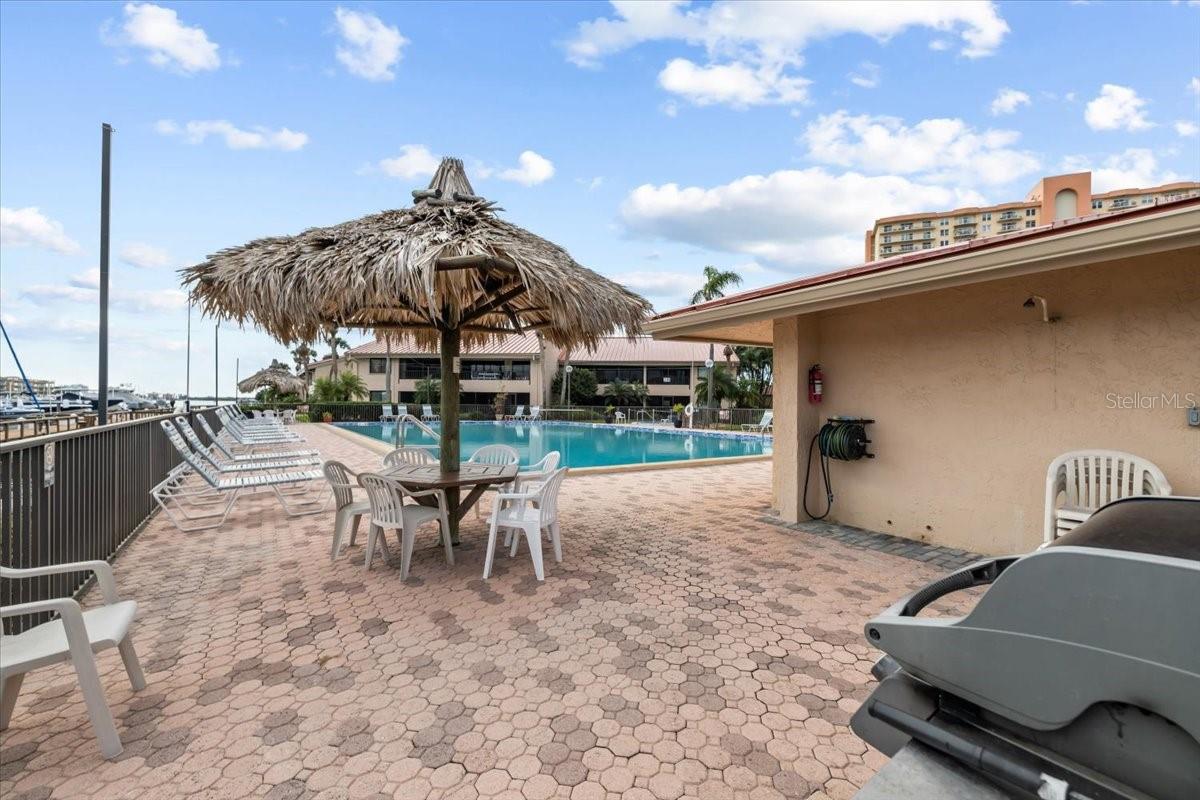 Image 41 of 48 For 4730 Brittany Drive S 36