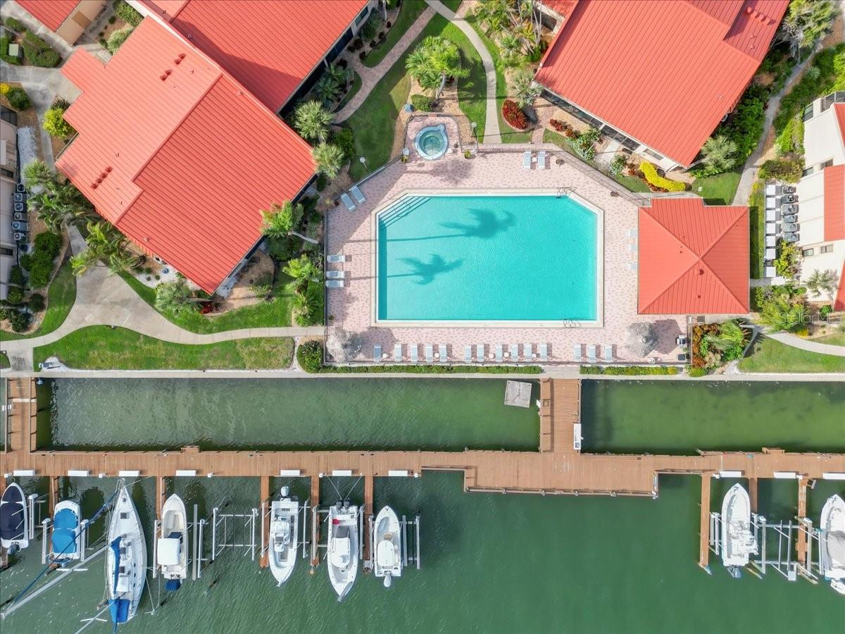 Image 6 of 48 For 4730 Brittany Drive S 36