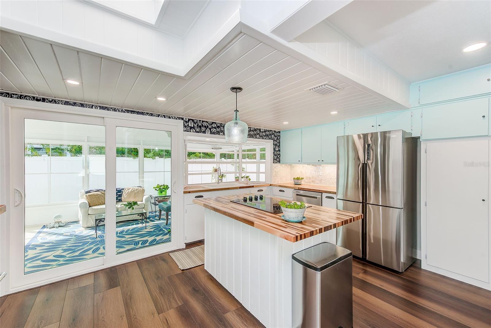 Image 12 of 64 For 7400 9th Avenue N