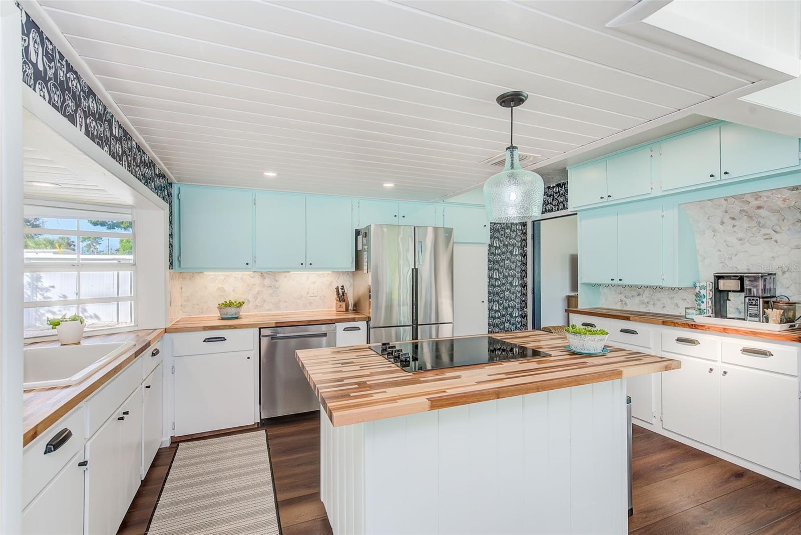 Image 13 of 64 For 7400 9th Avenue N