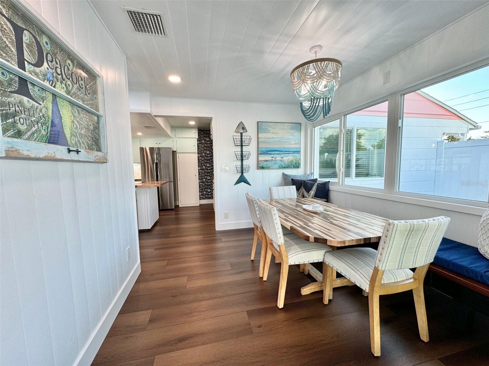 Image 21 of 64 For 7400 9th Avenue N