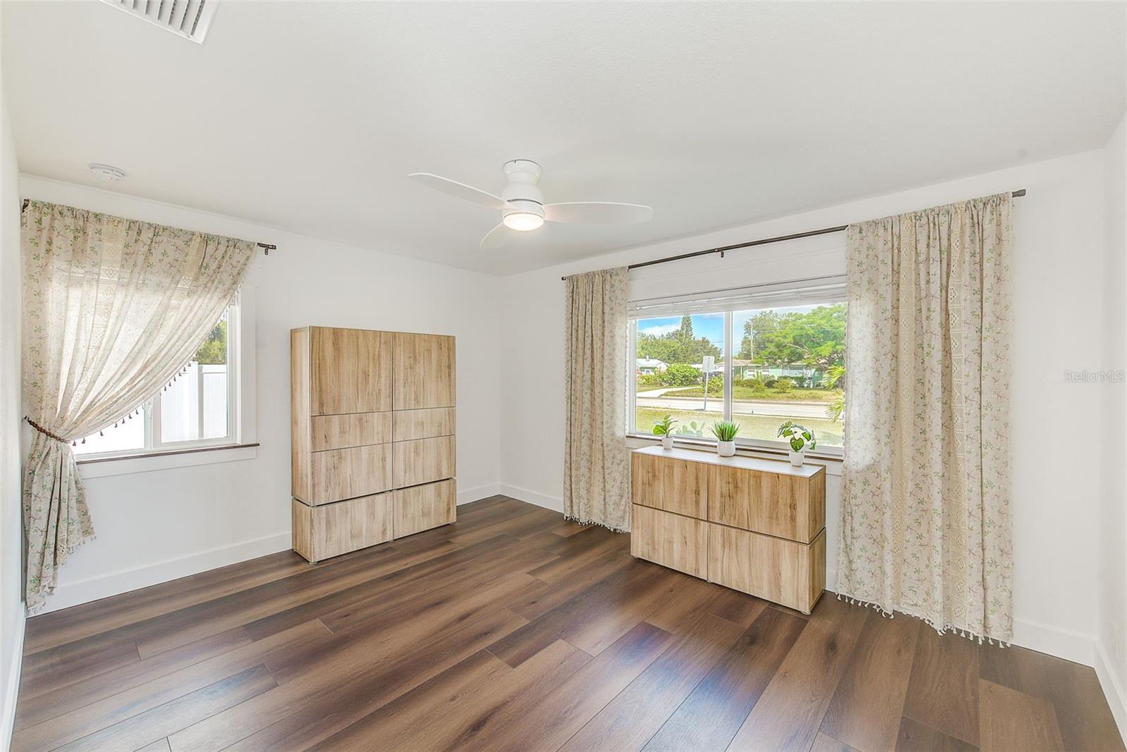 Image 28 of 64 For 7400 9th Avenue N