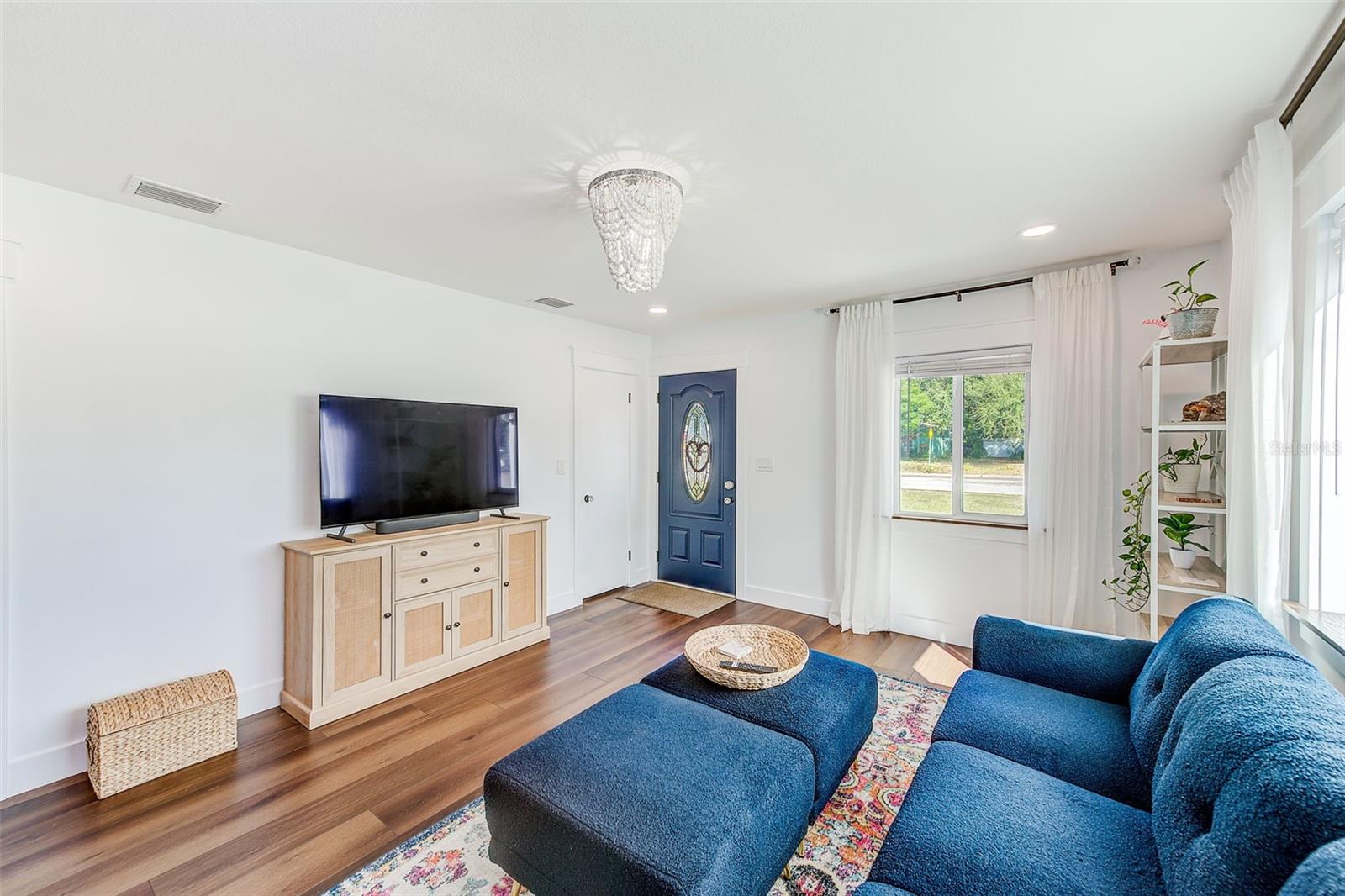 Image 8 of 64 For 7400 9th Avenue N