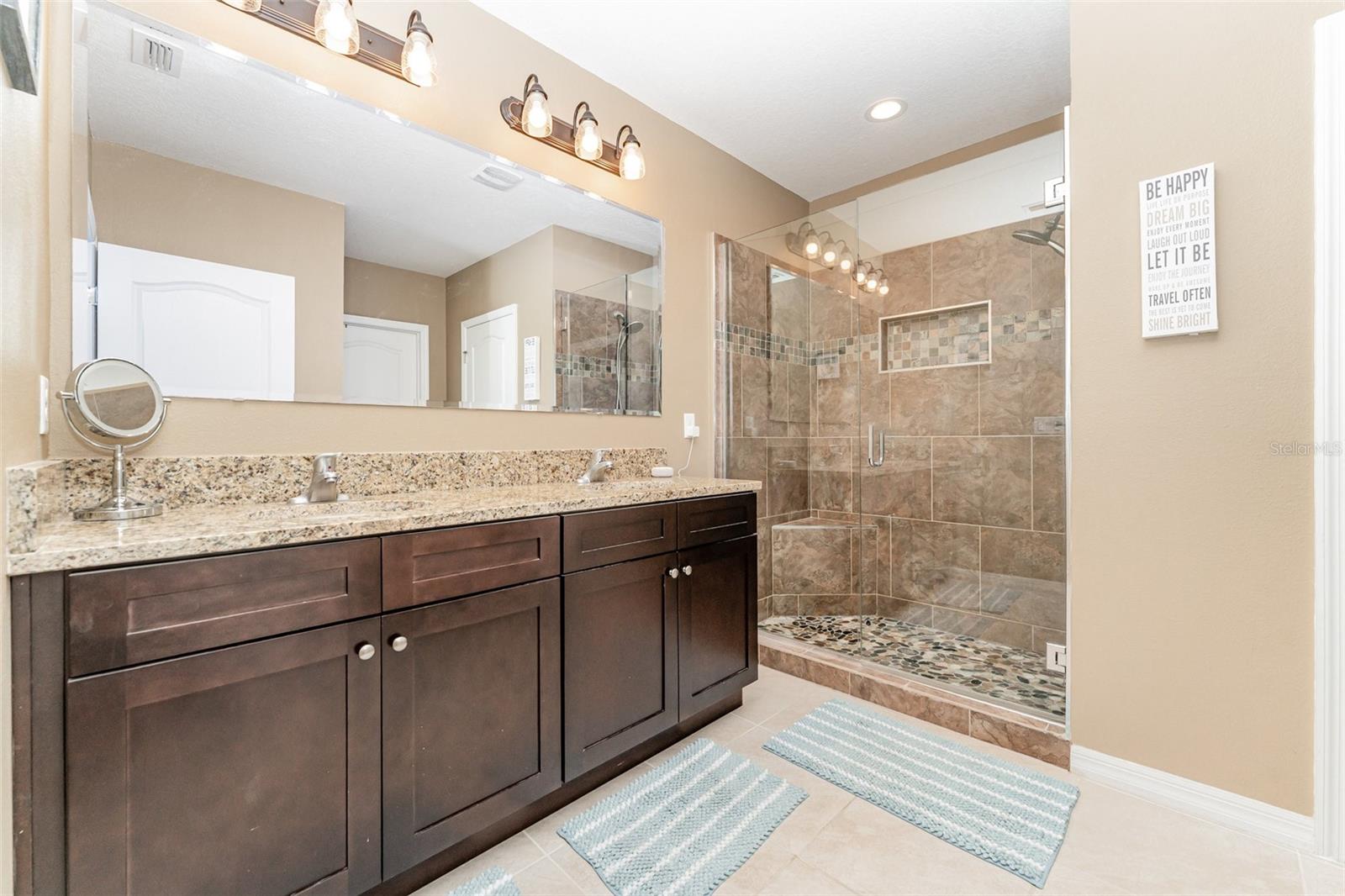 Image 16 of 30 For 240 St Thomas Drive