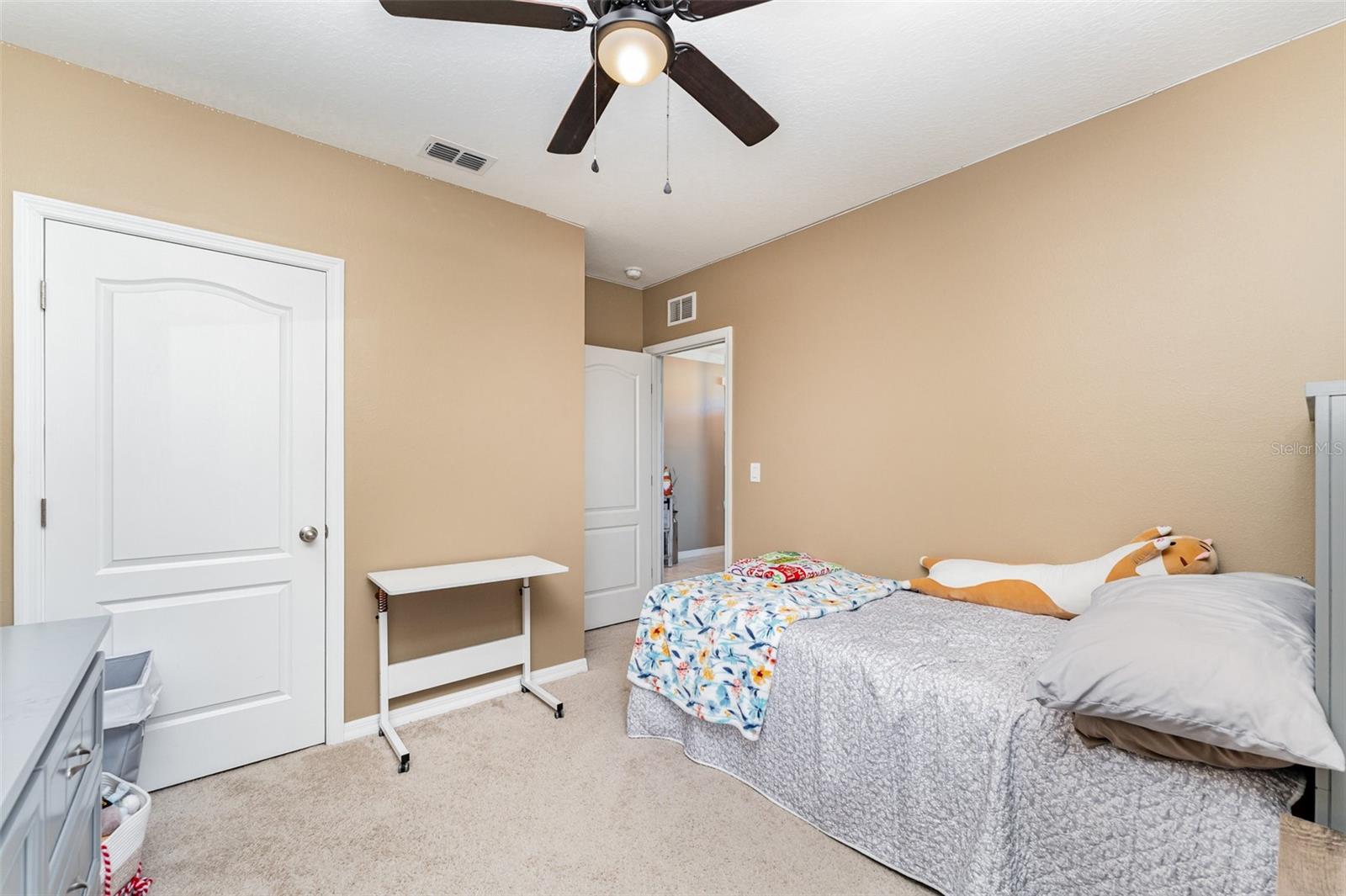 Image 23 of 30 For 240 St Thomas Drive