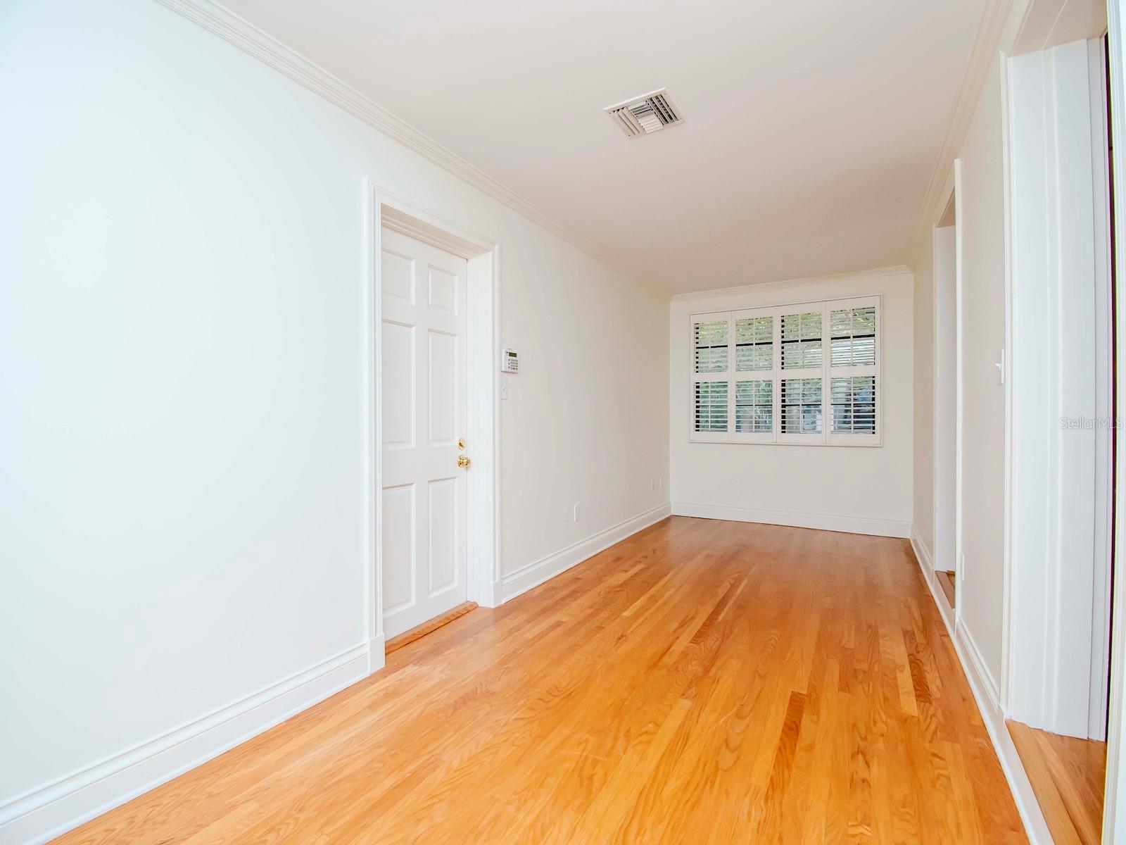 Image 13 of 39 For 2607 Jetton Avenue