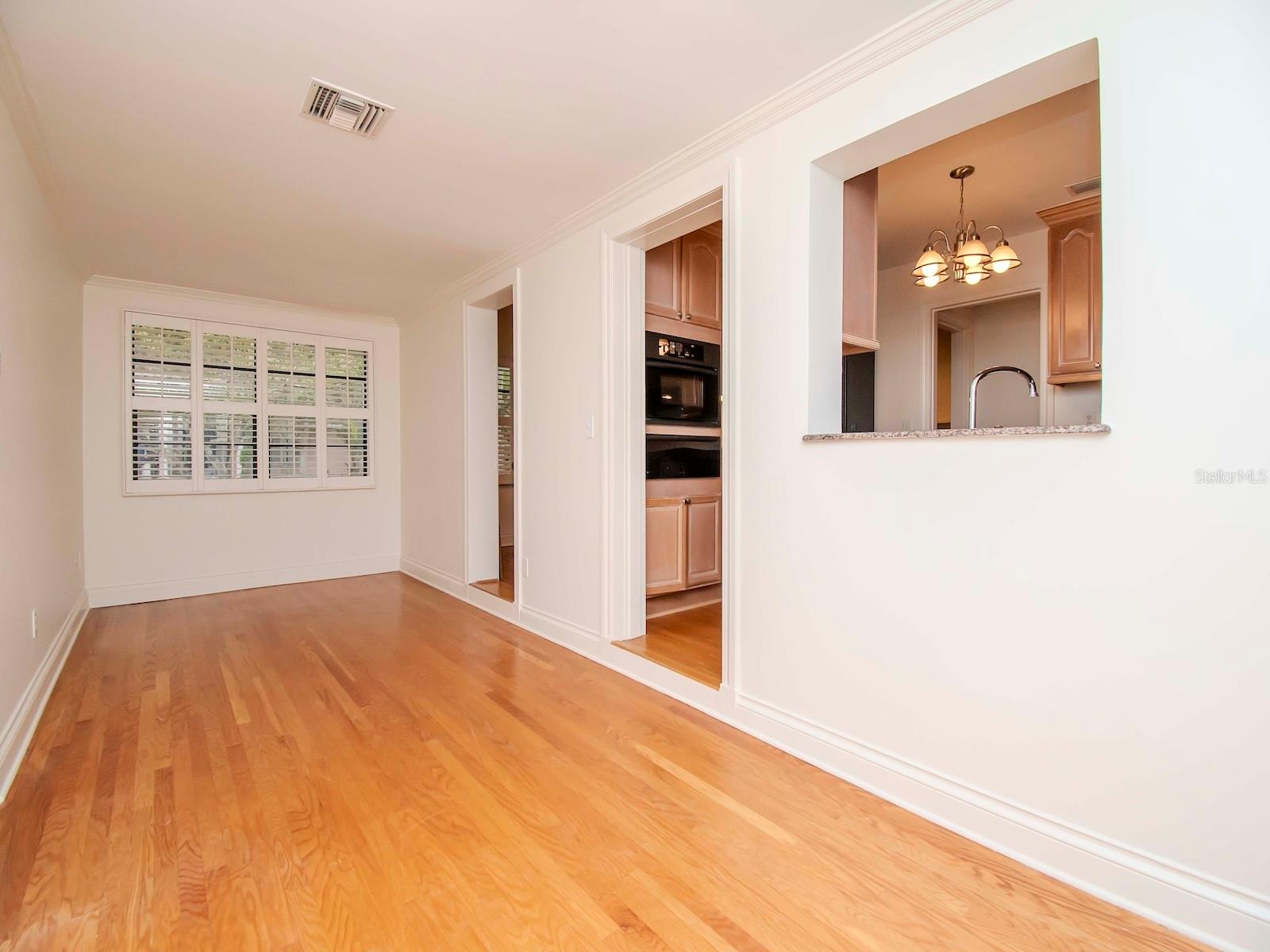 Image 14 of 39 For 2607 Jetton Avenue