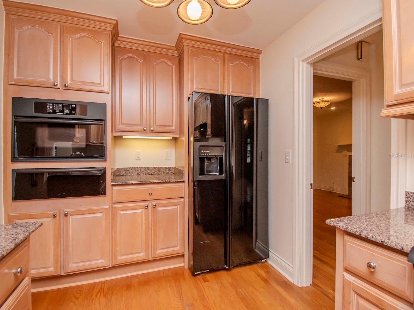 Image 22 of 39 For 2607 Jetton Avenue