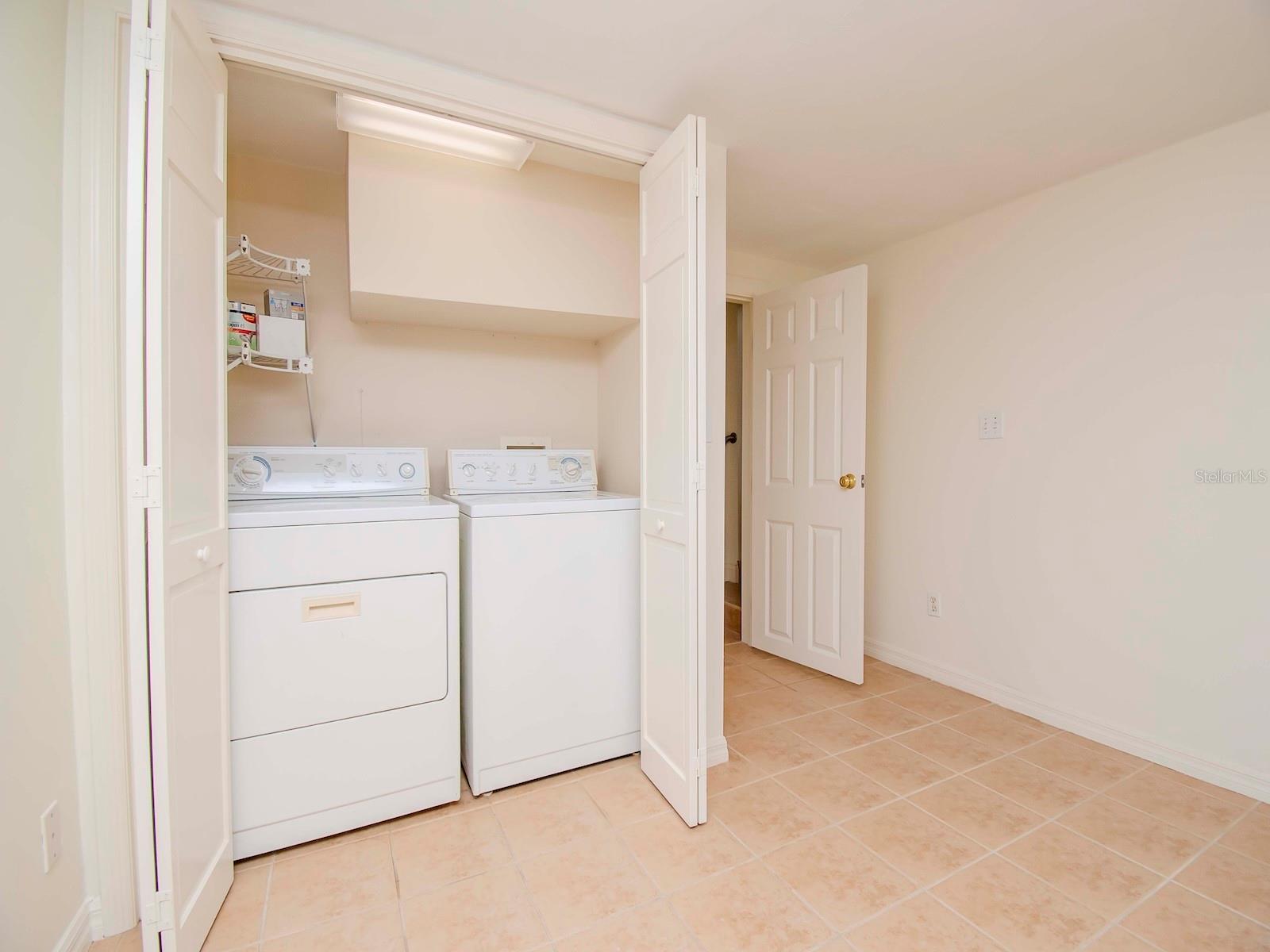 Image 26 of 39 For 2607 Jetton Avenue