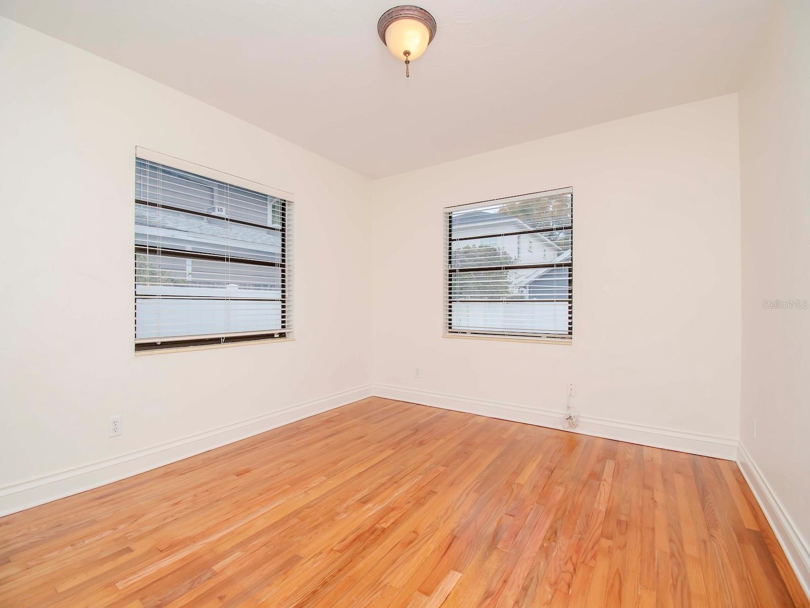 Image 29 of 39 For 2607 Jetton Avenue