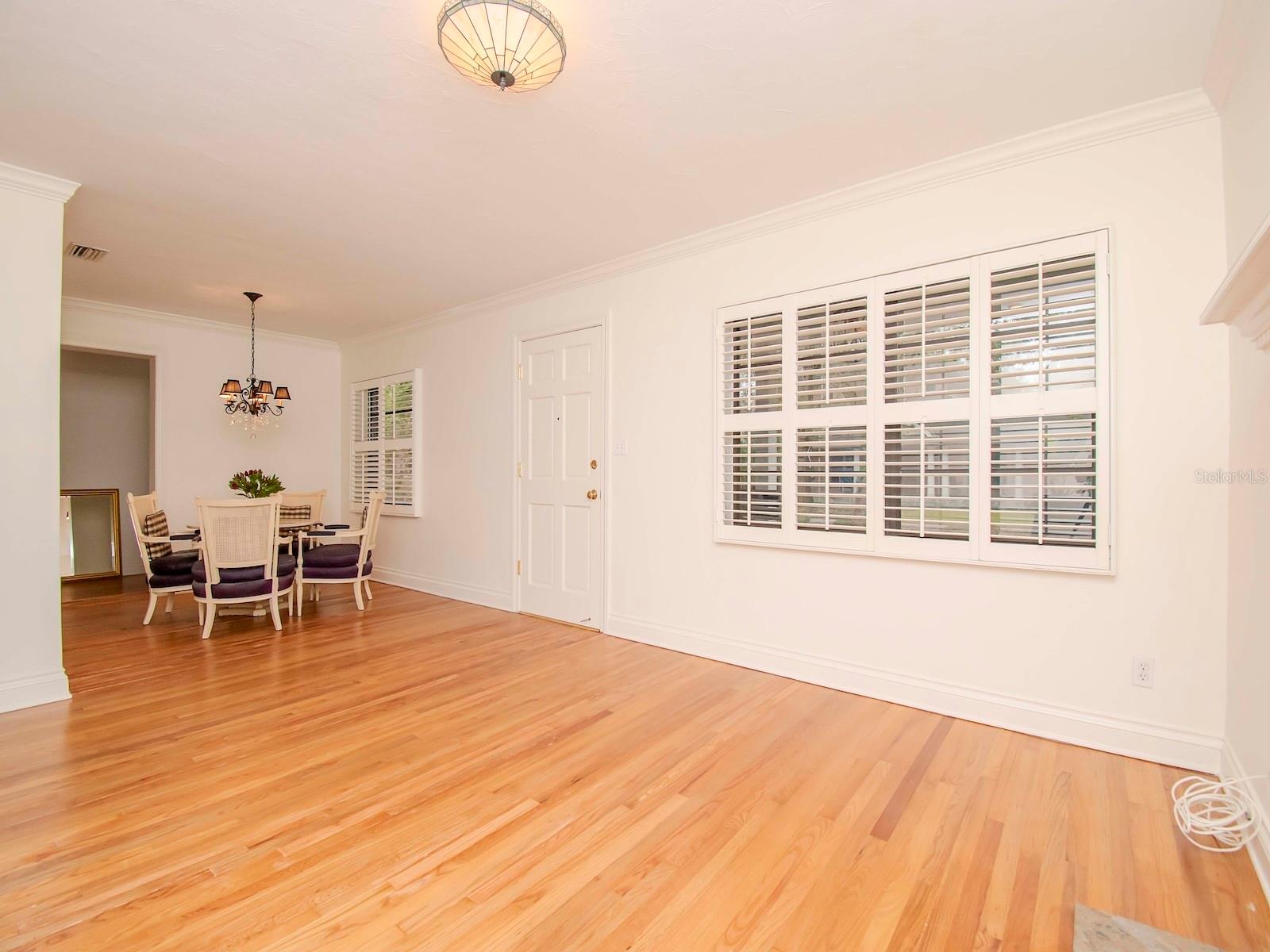 Image 8 of 39 For 2607 Jetton Avenue