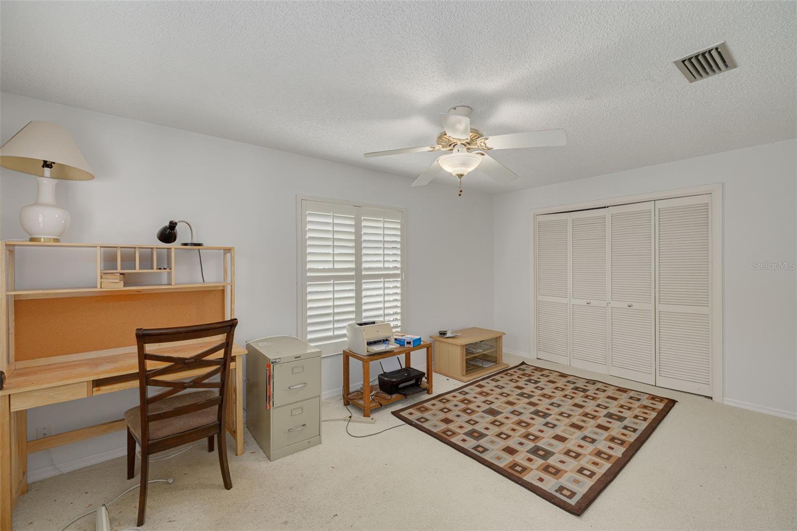 Listing photo id 28 for 4927 62nd Avenue S