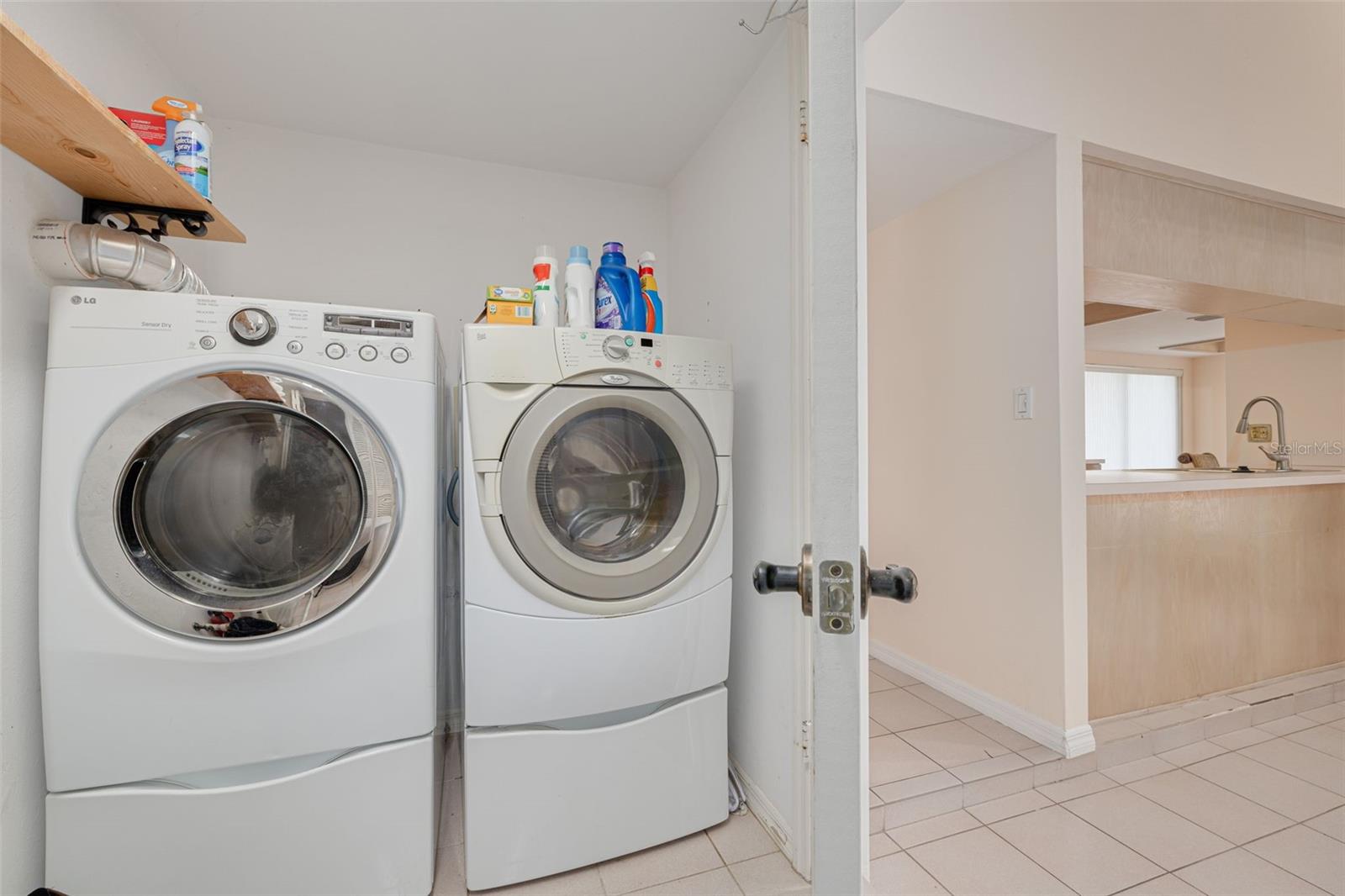 Listing photo id 31 for 4927 62nd Avenue S