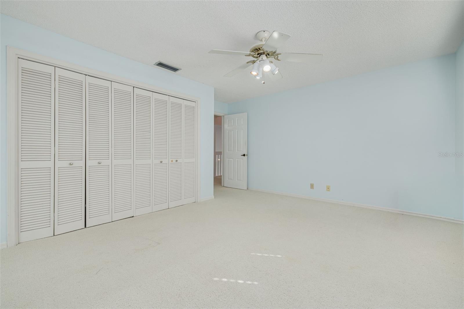 Listing photo id 39 for 4927 62nd Avenue S