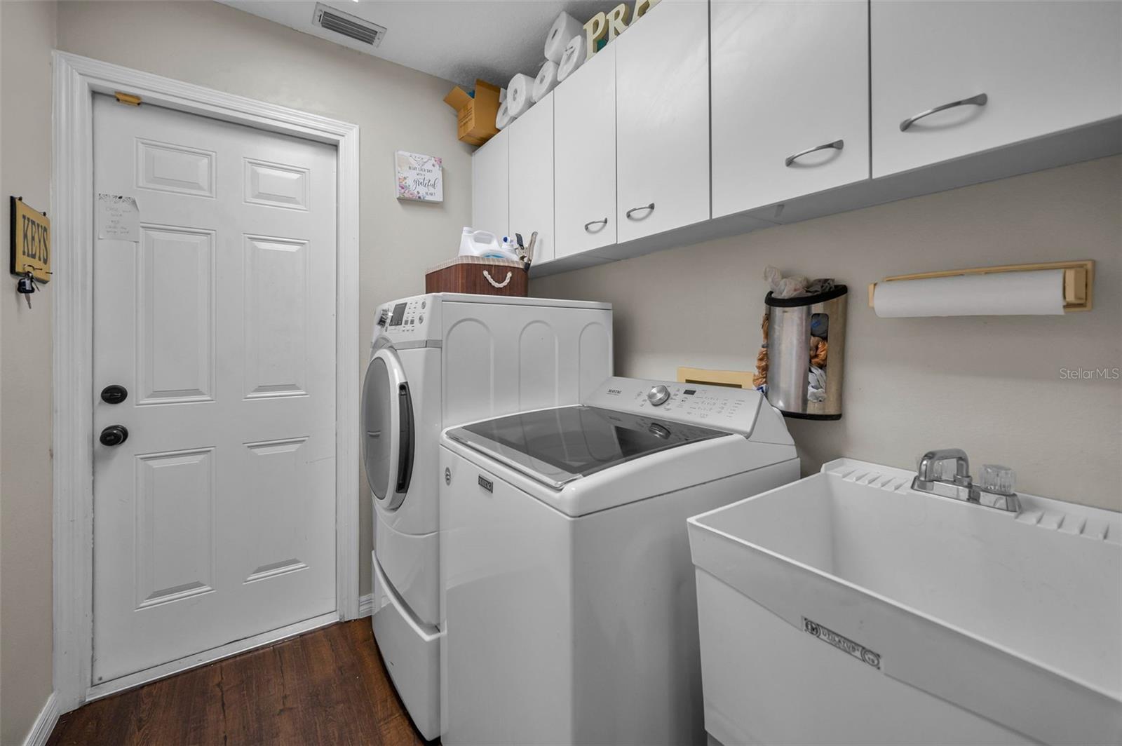 Image 28 of 31 For 3103 Ellington Way