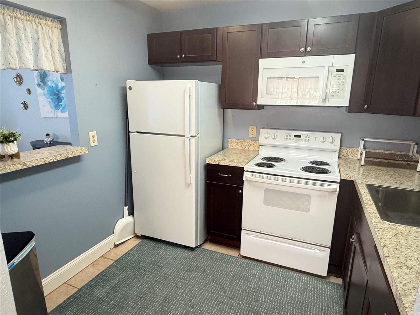 Image 11 of 25 For 1802 Bedford Terrace 170