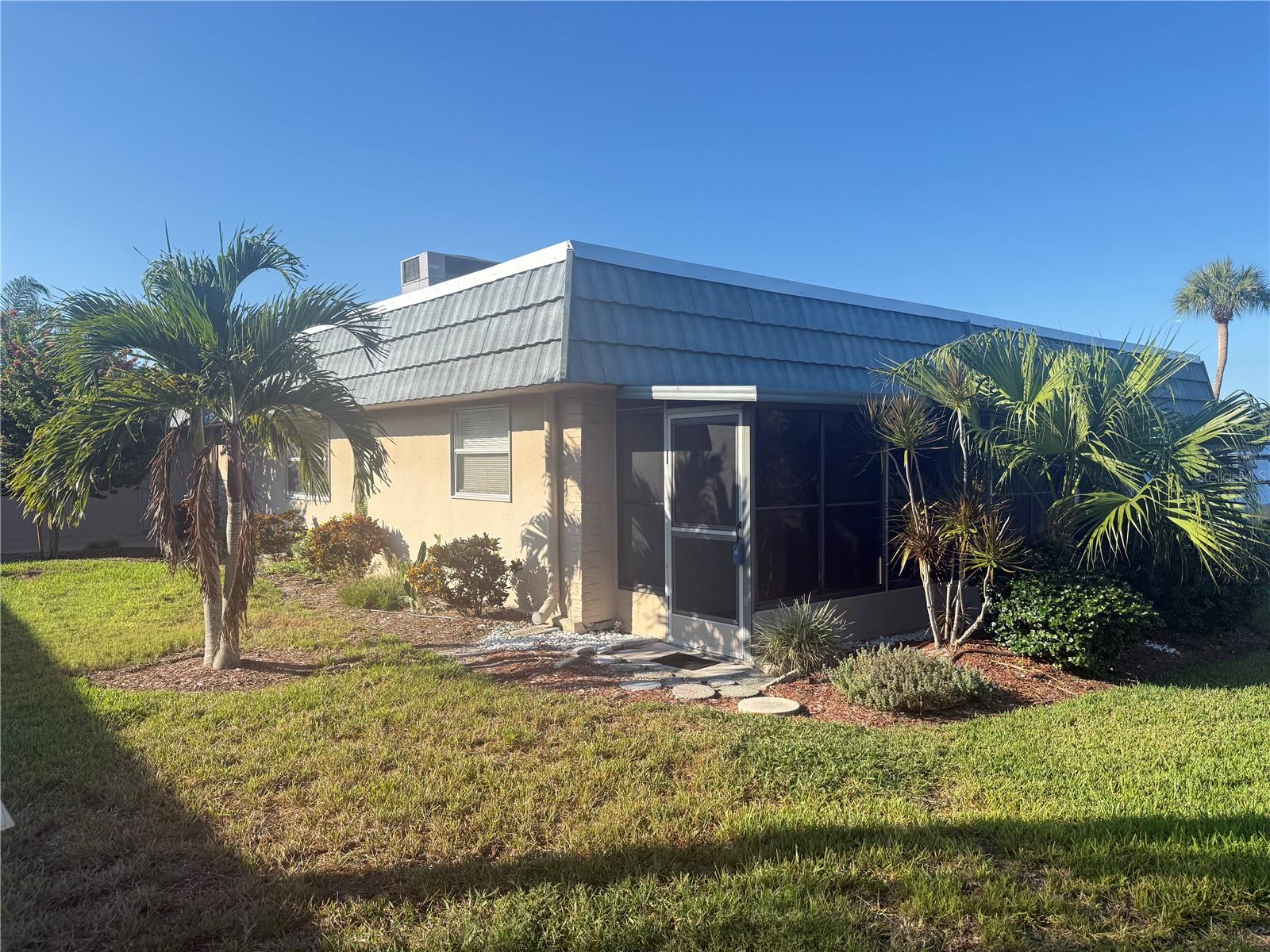 Image 2 of 25 For 1802 Bedford Terrace 170