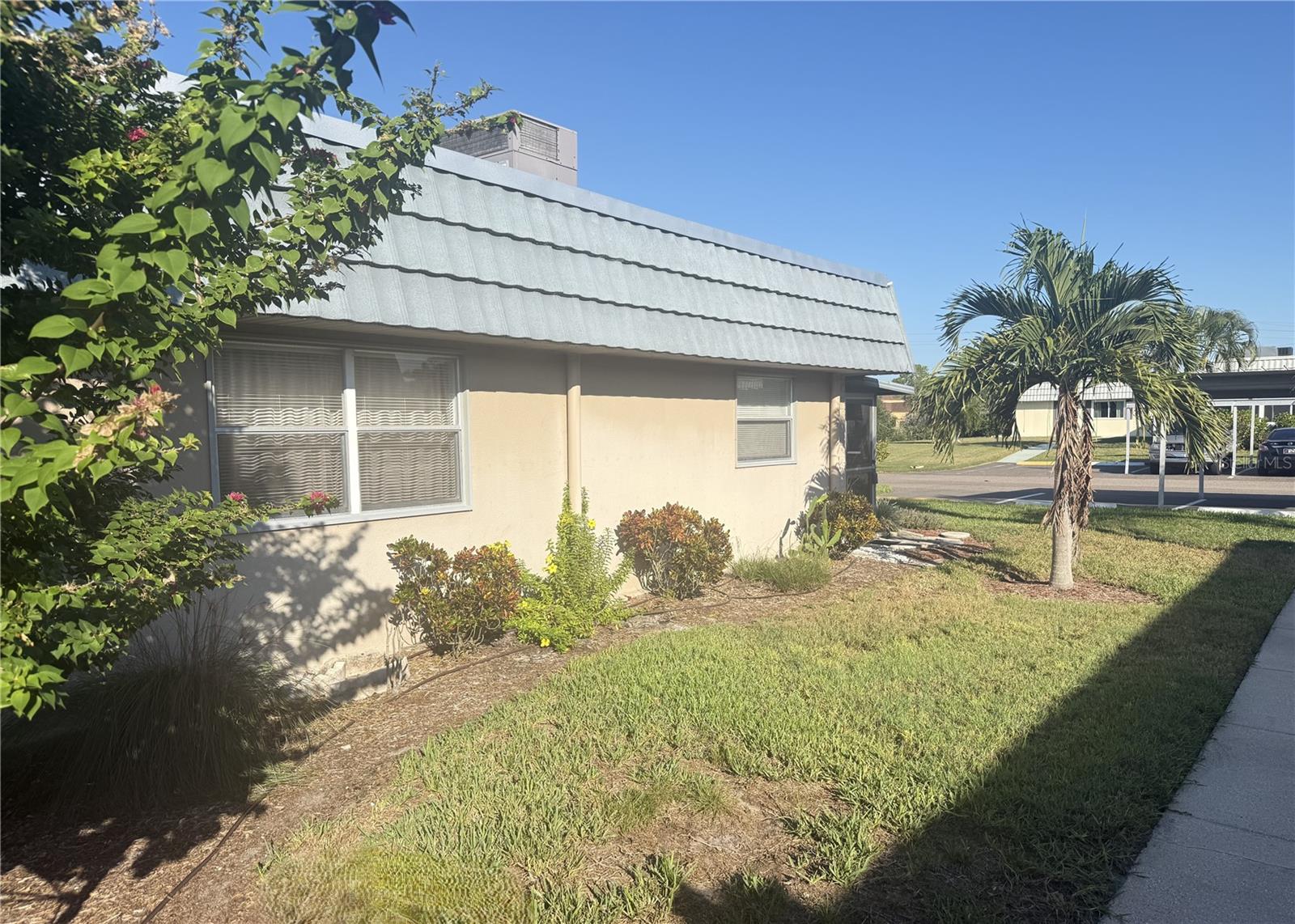 Image 4 of 25 For 1802 Bedford Terrace 170