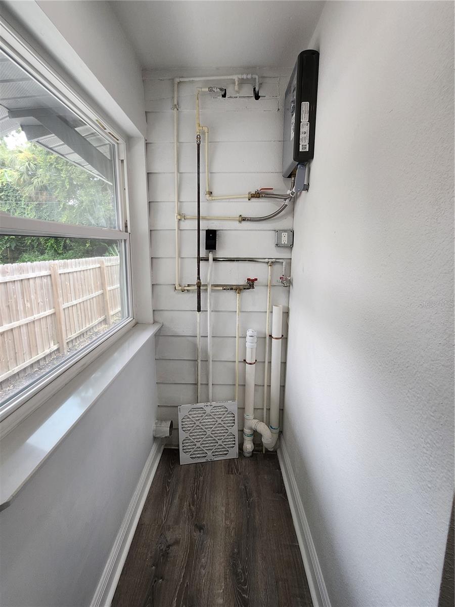 Image 23 of 27 For 3924 45th Avenue N