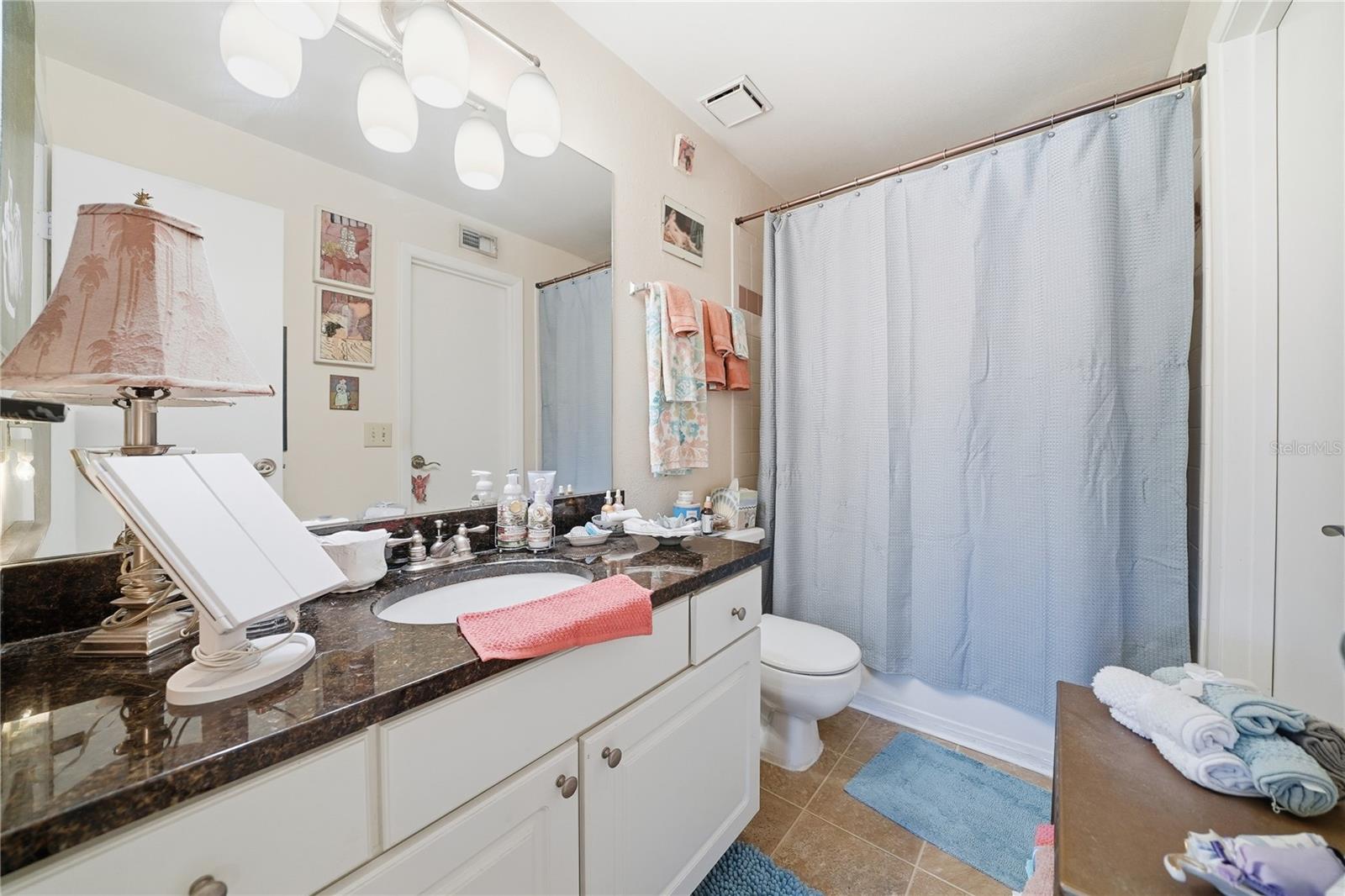 Image 10 of 21 For 115 112th Avenue Ne 918