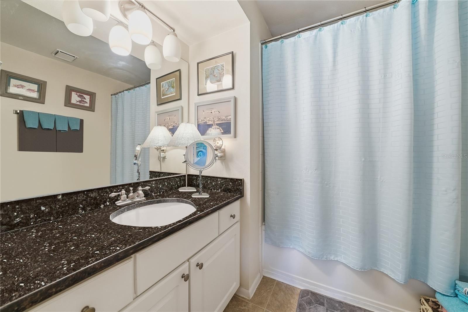 Image 12 of 21 For 115 112th Avenue Ne 918