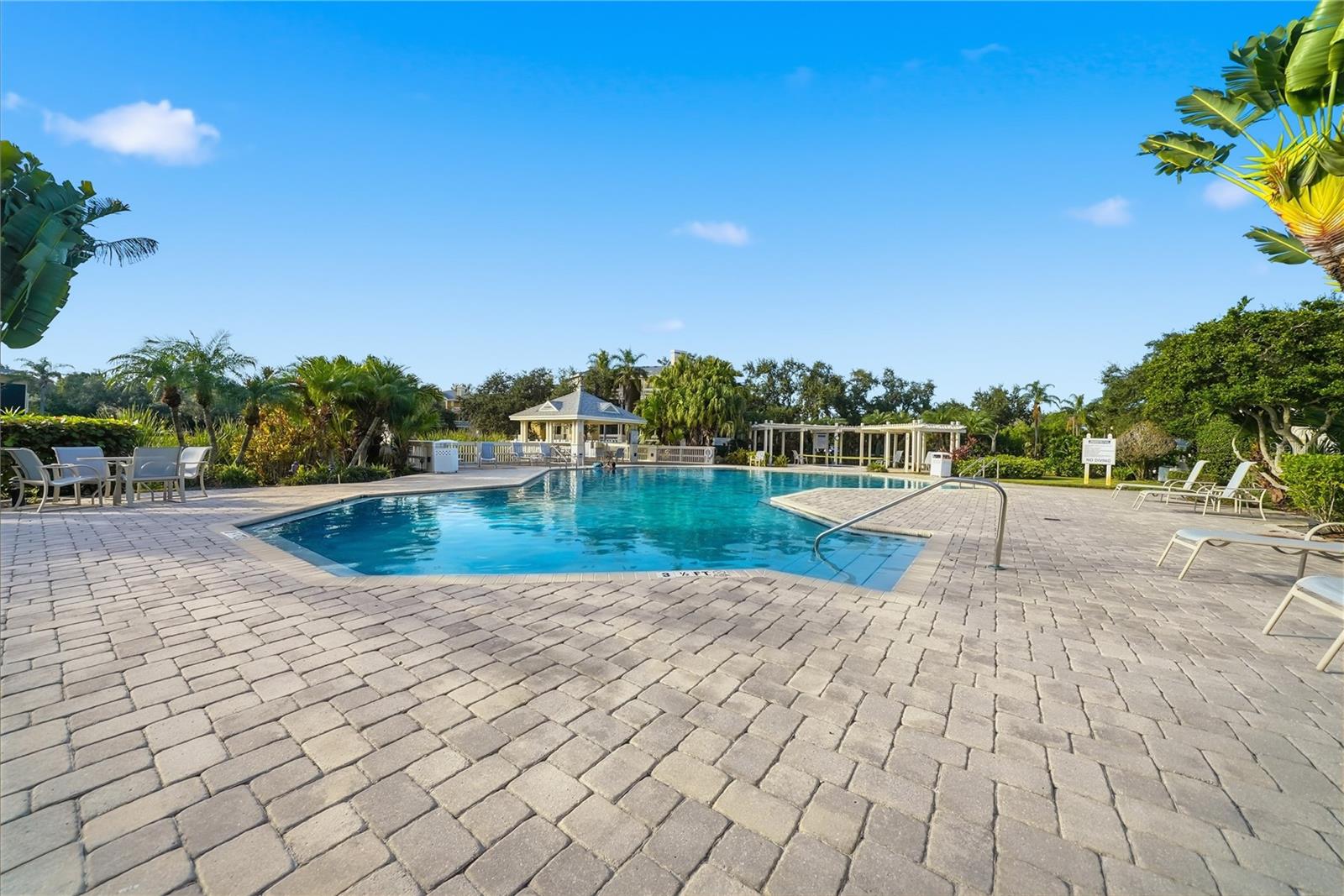 Image 17 of 21 For 115 112th Avenue Ne 918