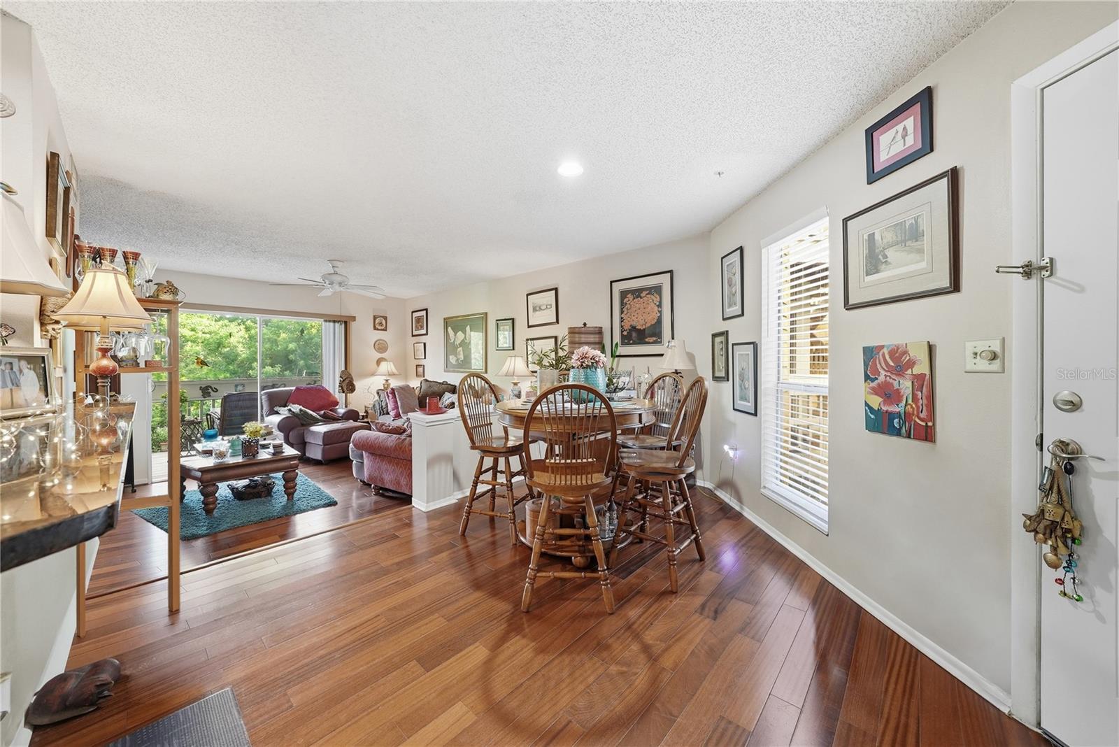 Image 2 of 21 For 115 112th Avenue Ne 918