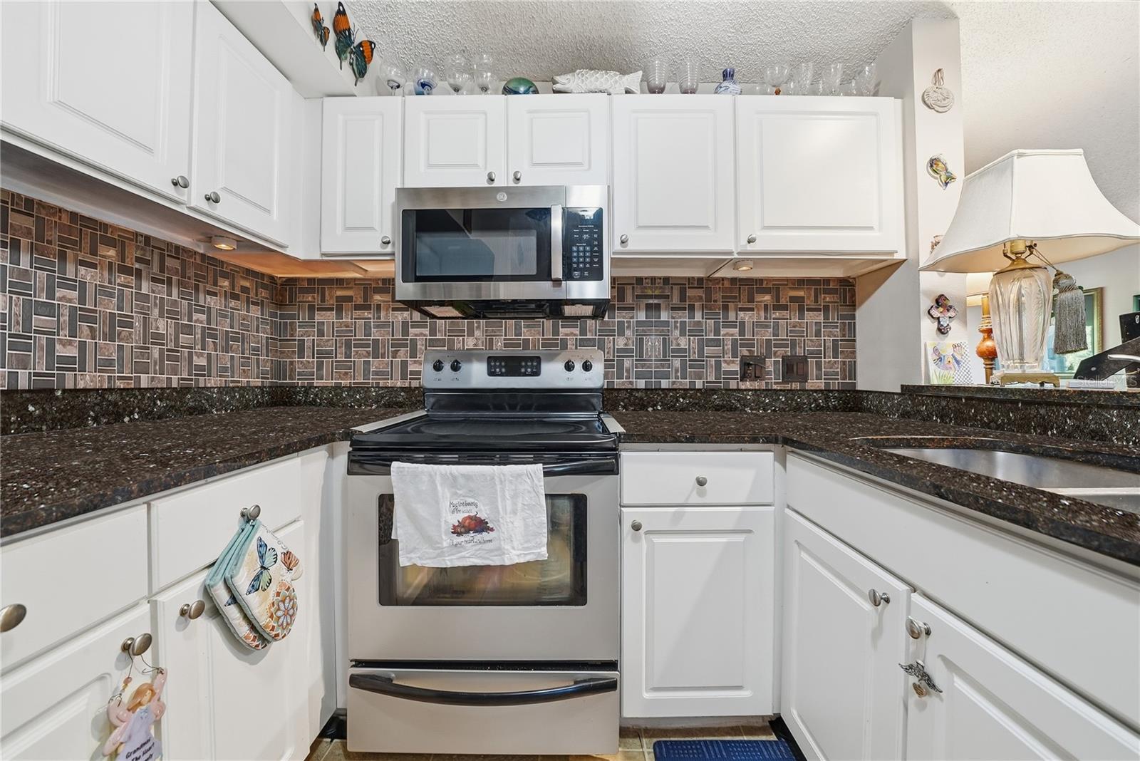 Image 5 of 21 For 115 112th Avenue Ne 918