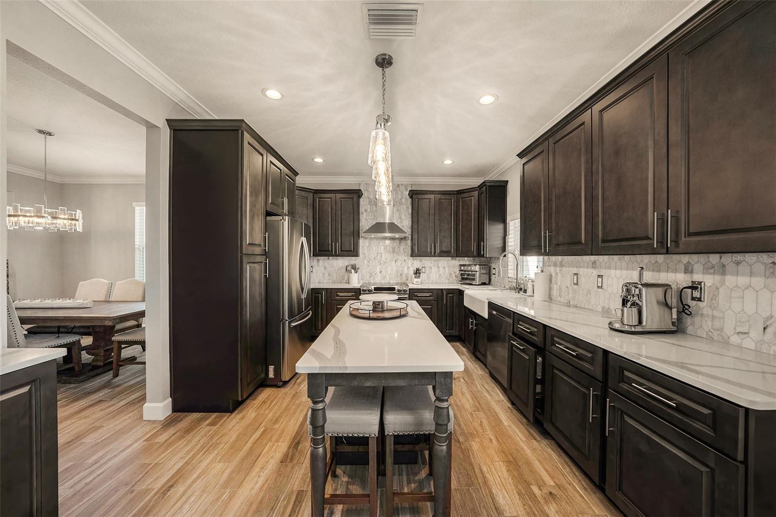 Image 10 of 42 For 6412 Key Island Avenue