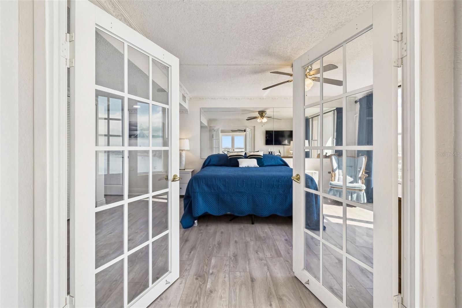 Image 32 of 66 For 634 Edgewater Drive 844